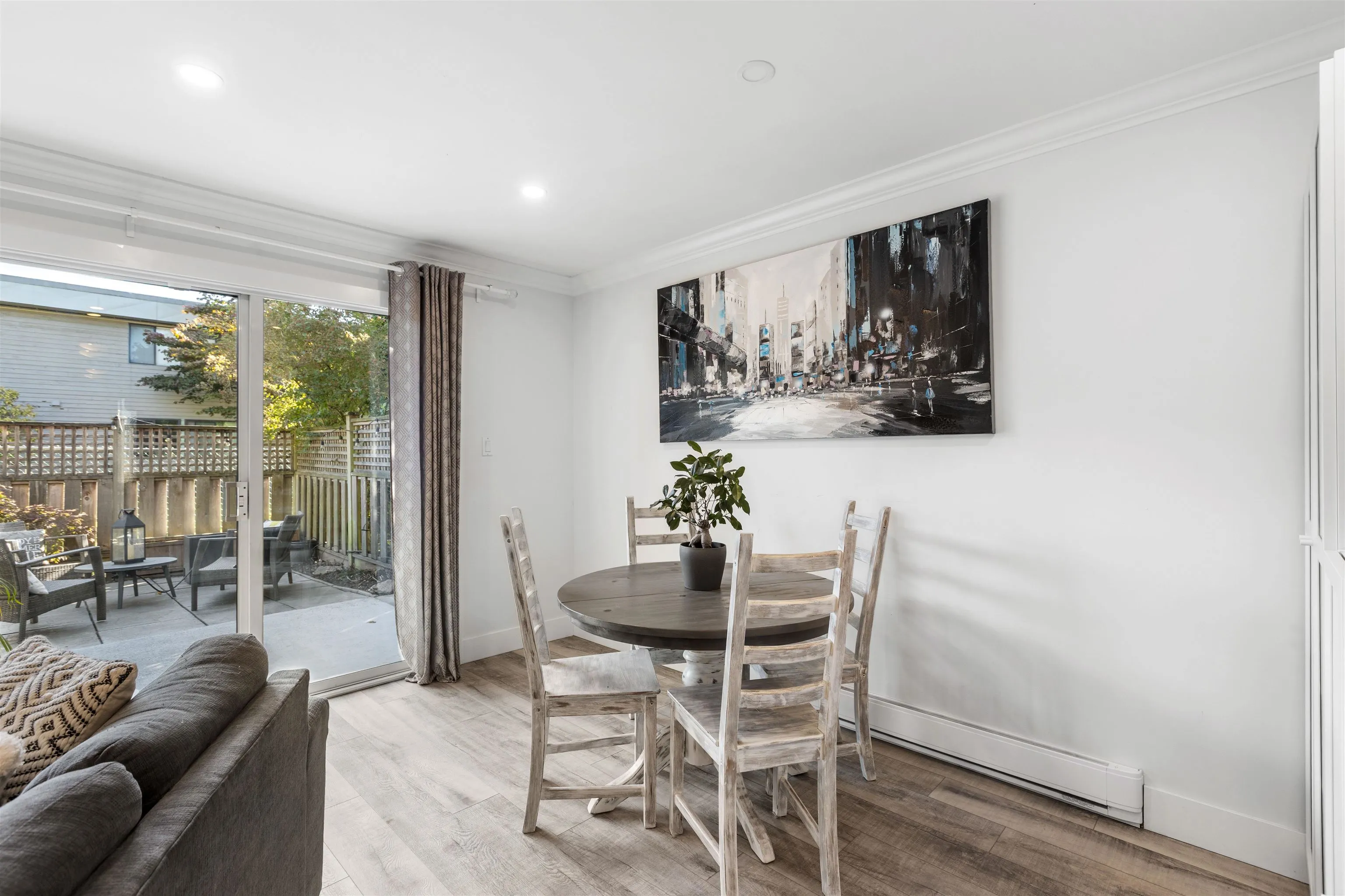 28 10840 Springmont Drive