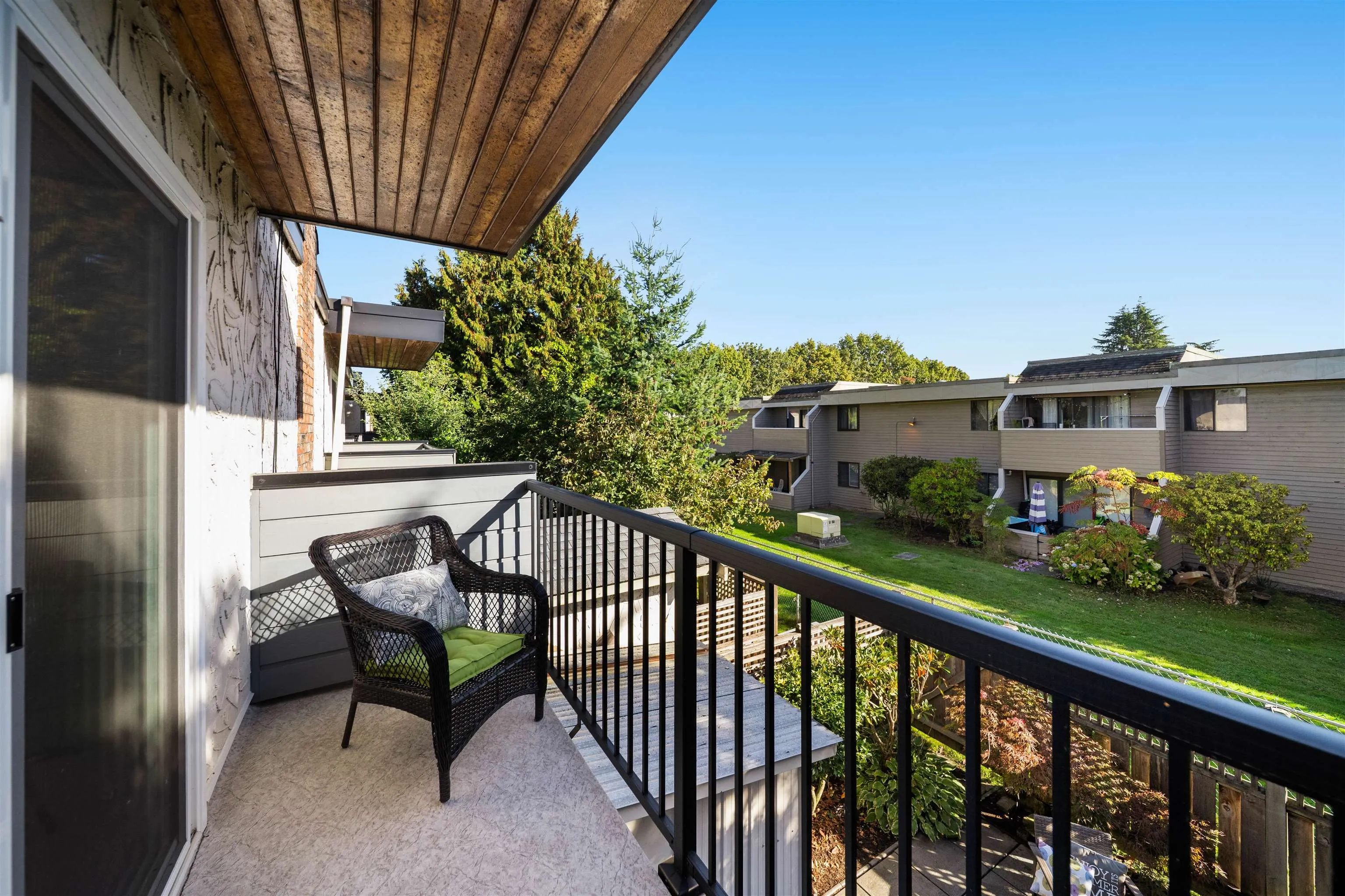 28 10840 Springmont Drive