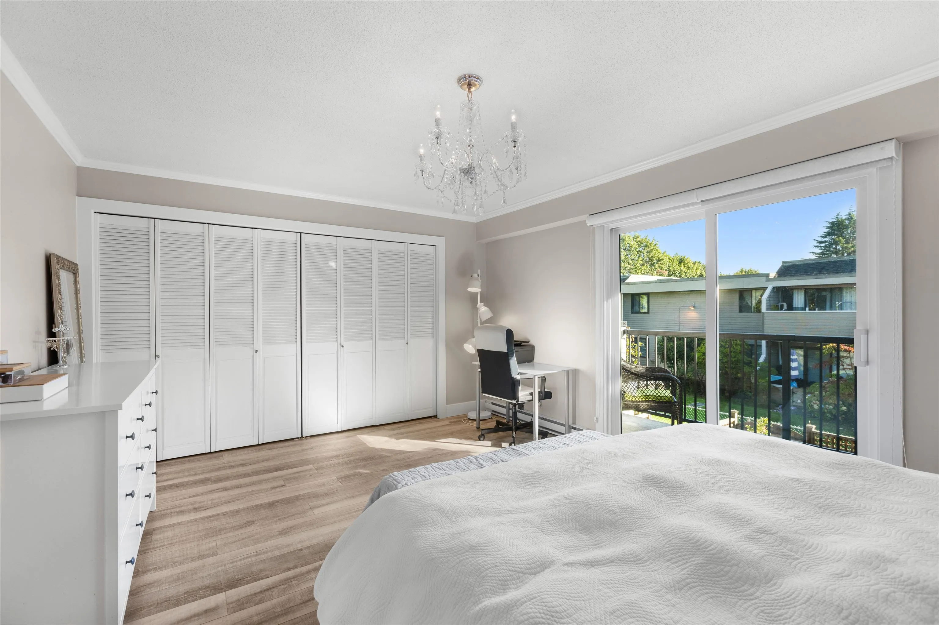 28 10840 Springmont Drive