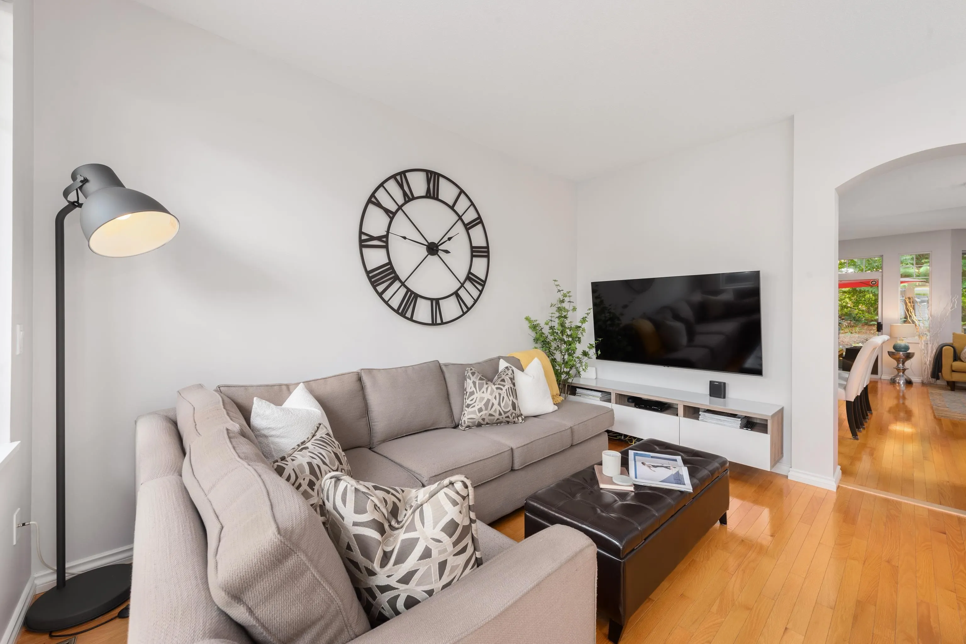 37 7500 Cumberland Street