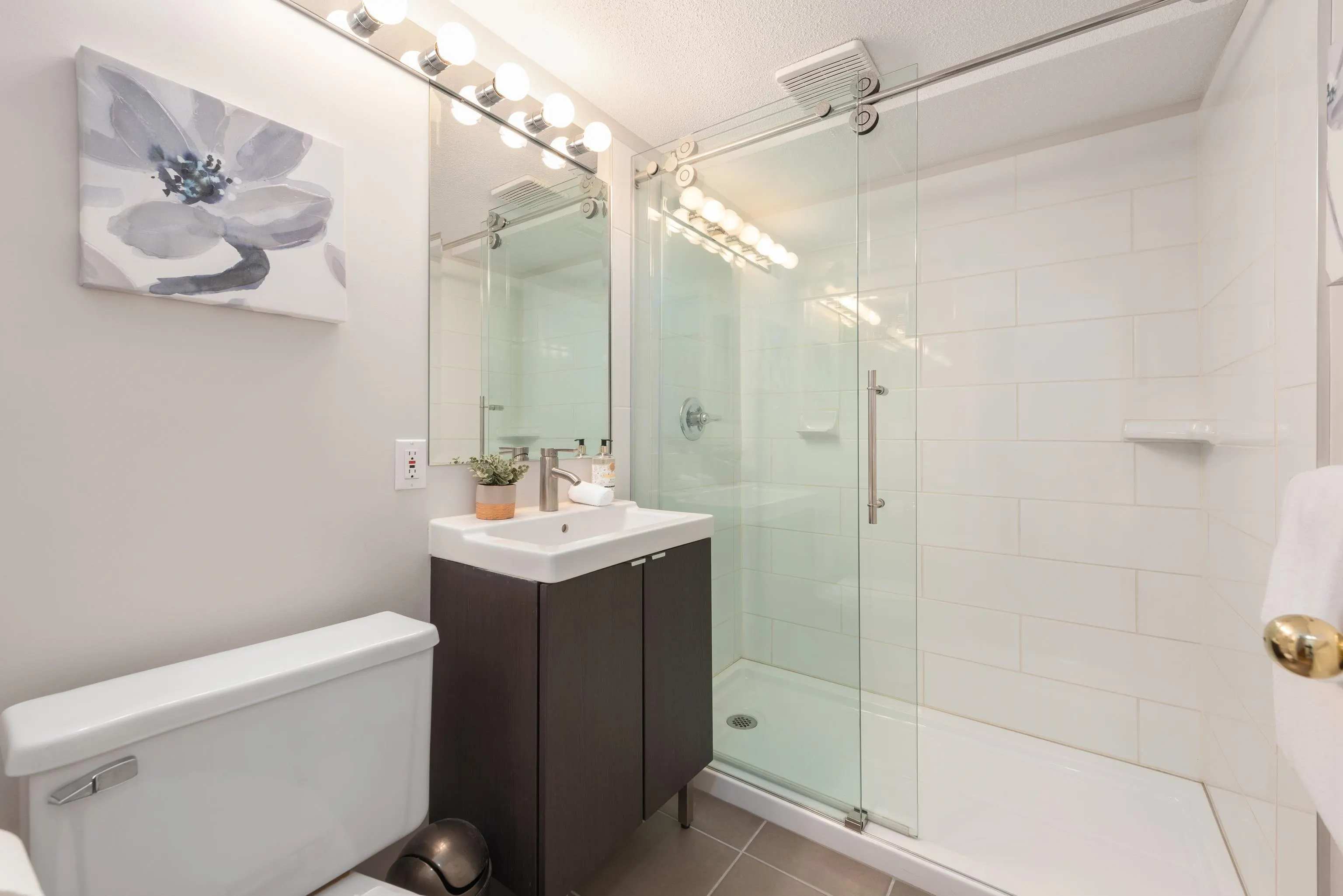 37 7500 Cumberland Street