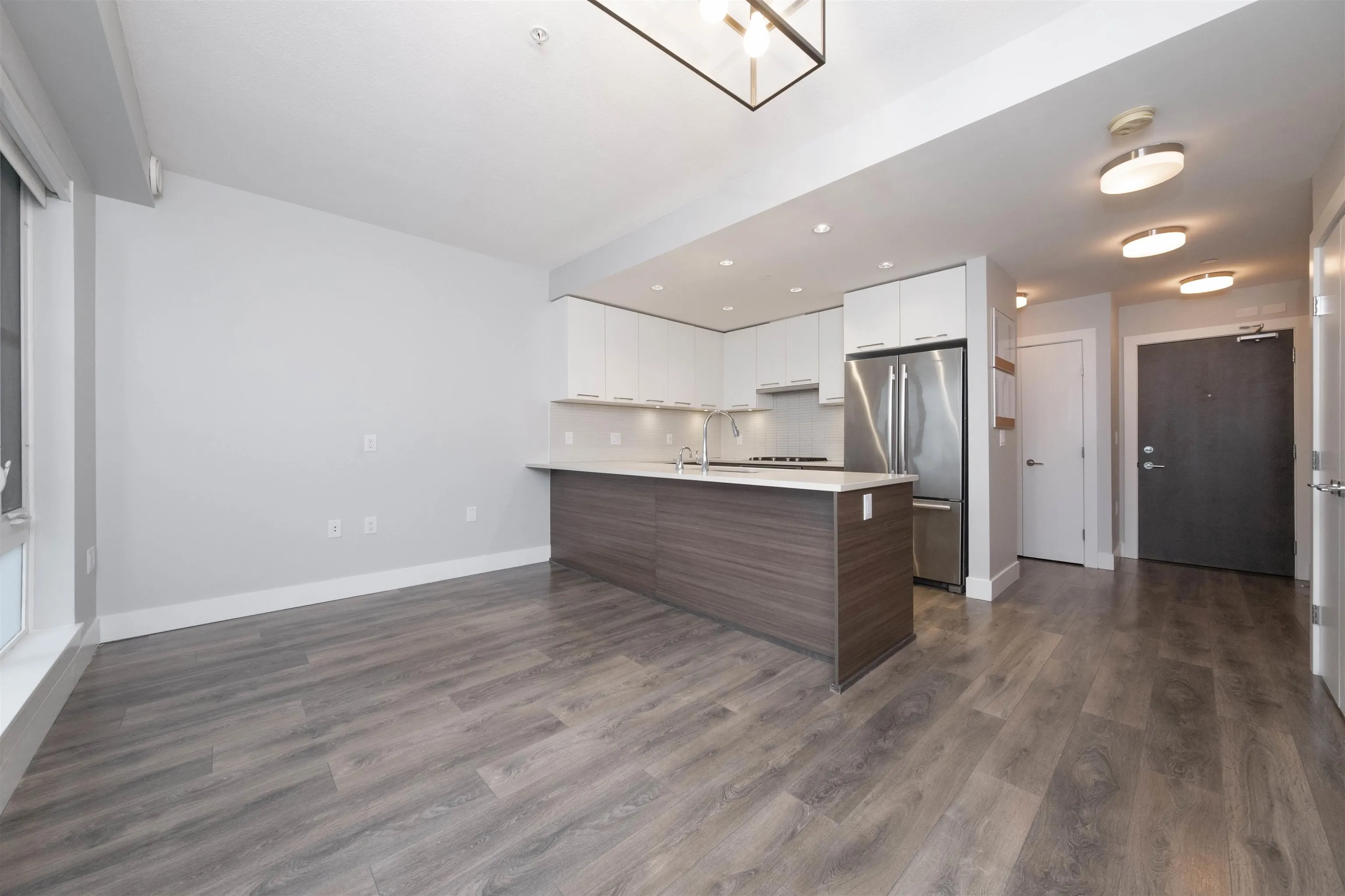 501 3488 Sawmill Crescent