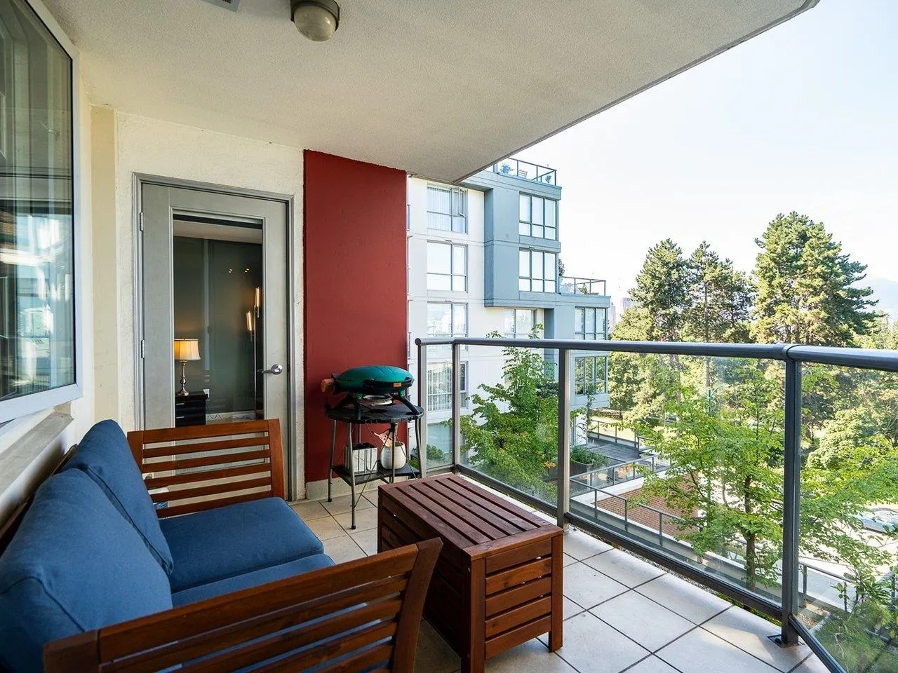 403 1425 W 6th Avenue