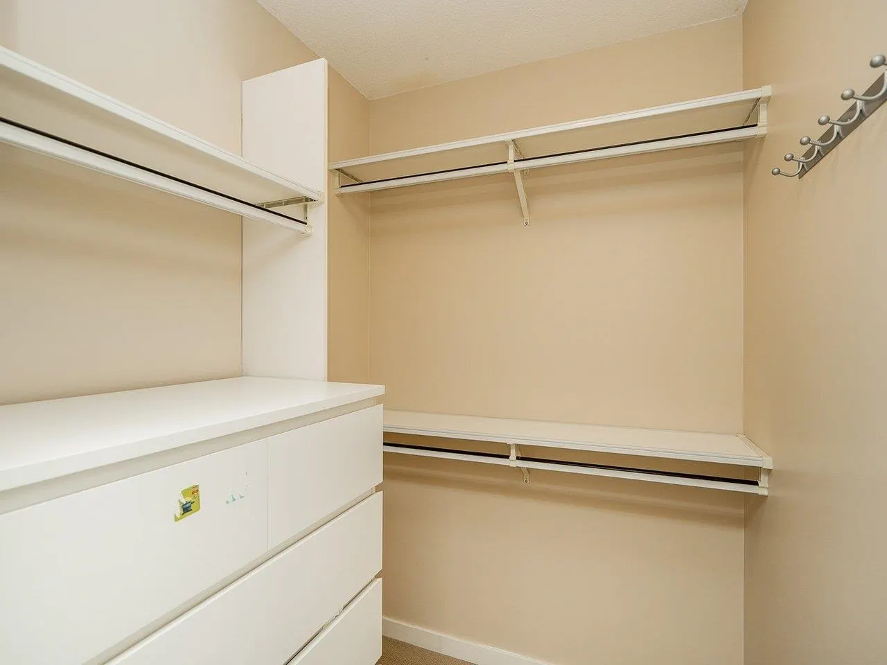 403 1425 W 6th Avenue