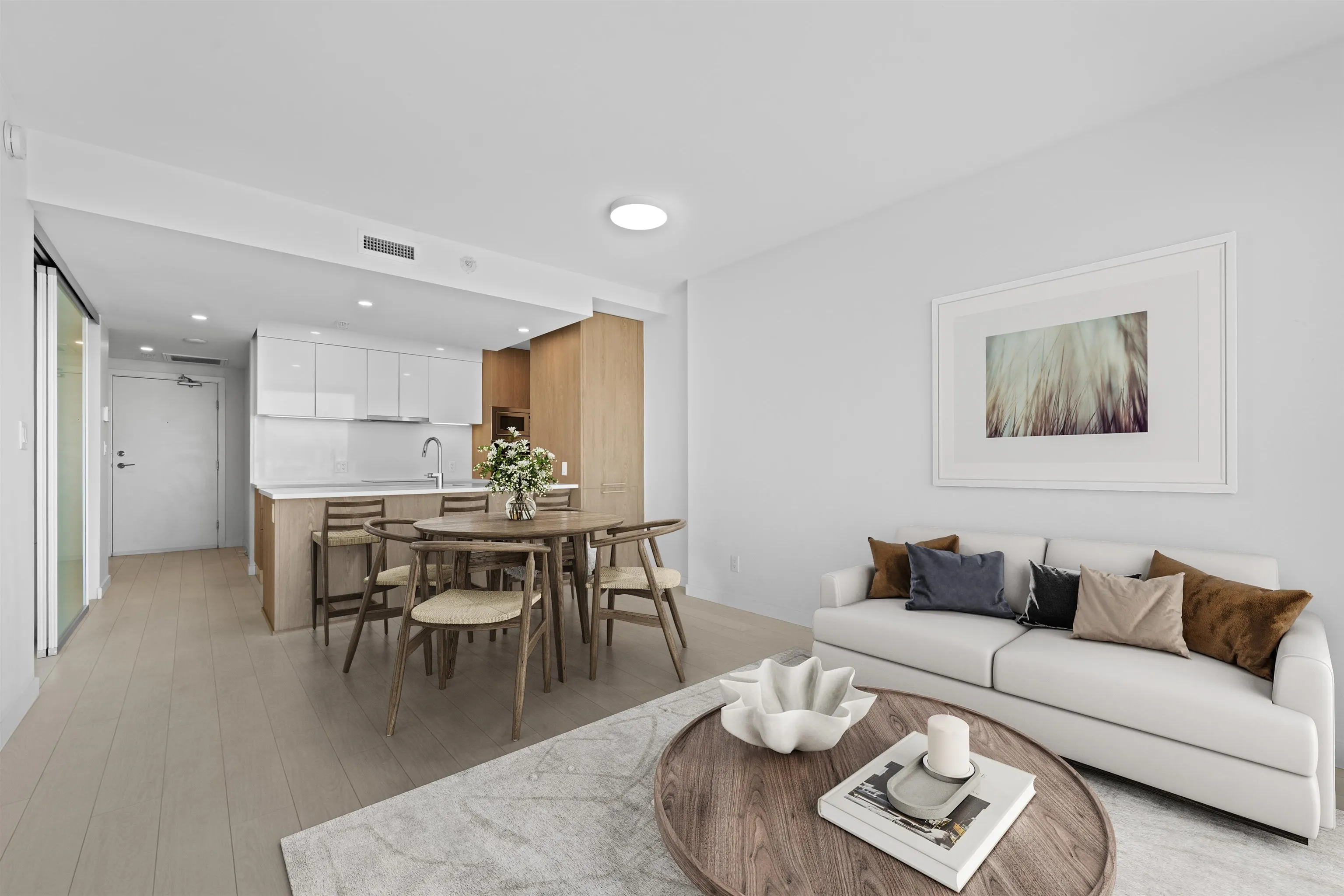 1812 285 E 10th Avenue