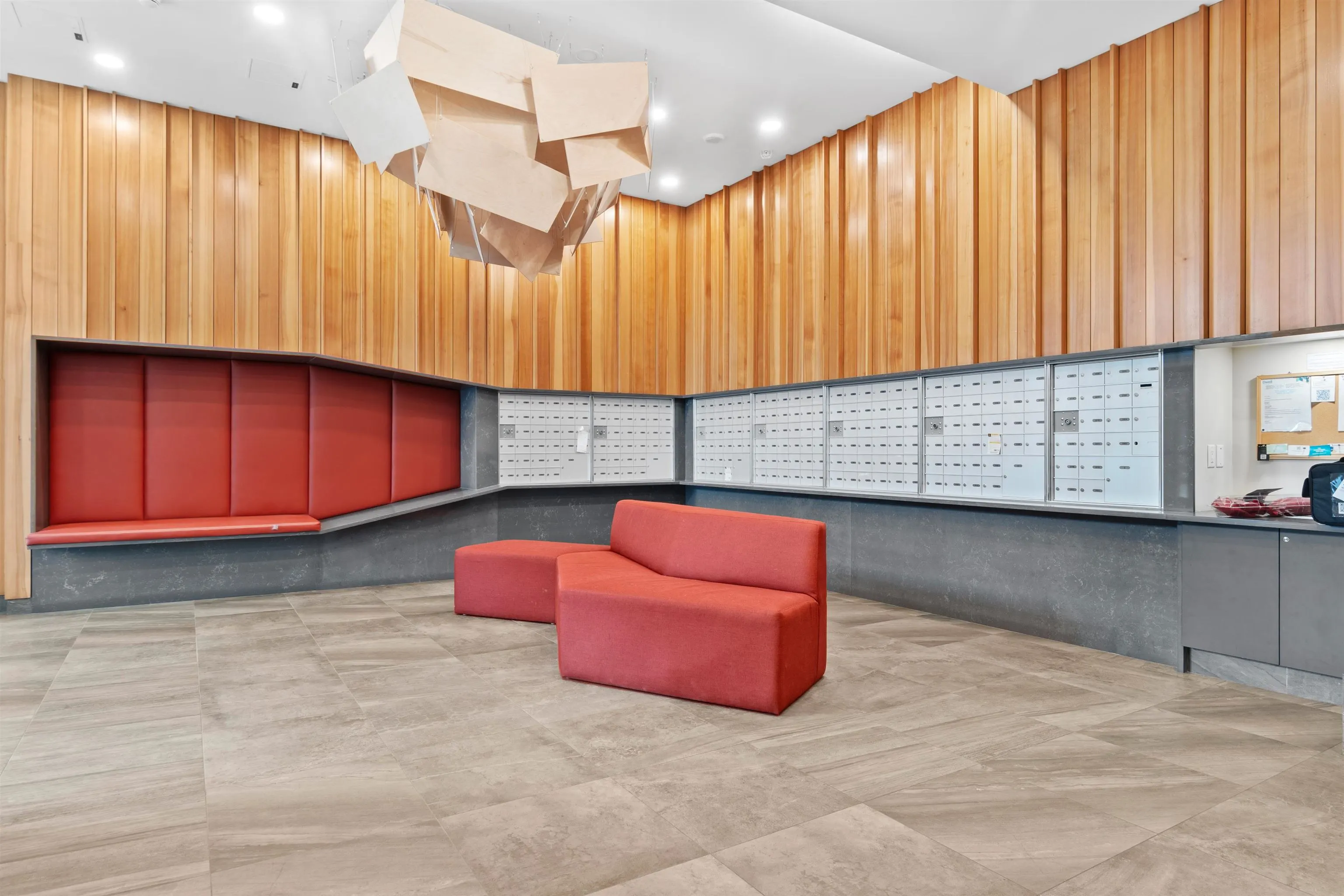 1812 285 E 10th Avenue