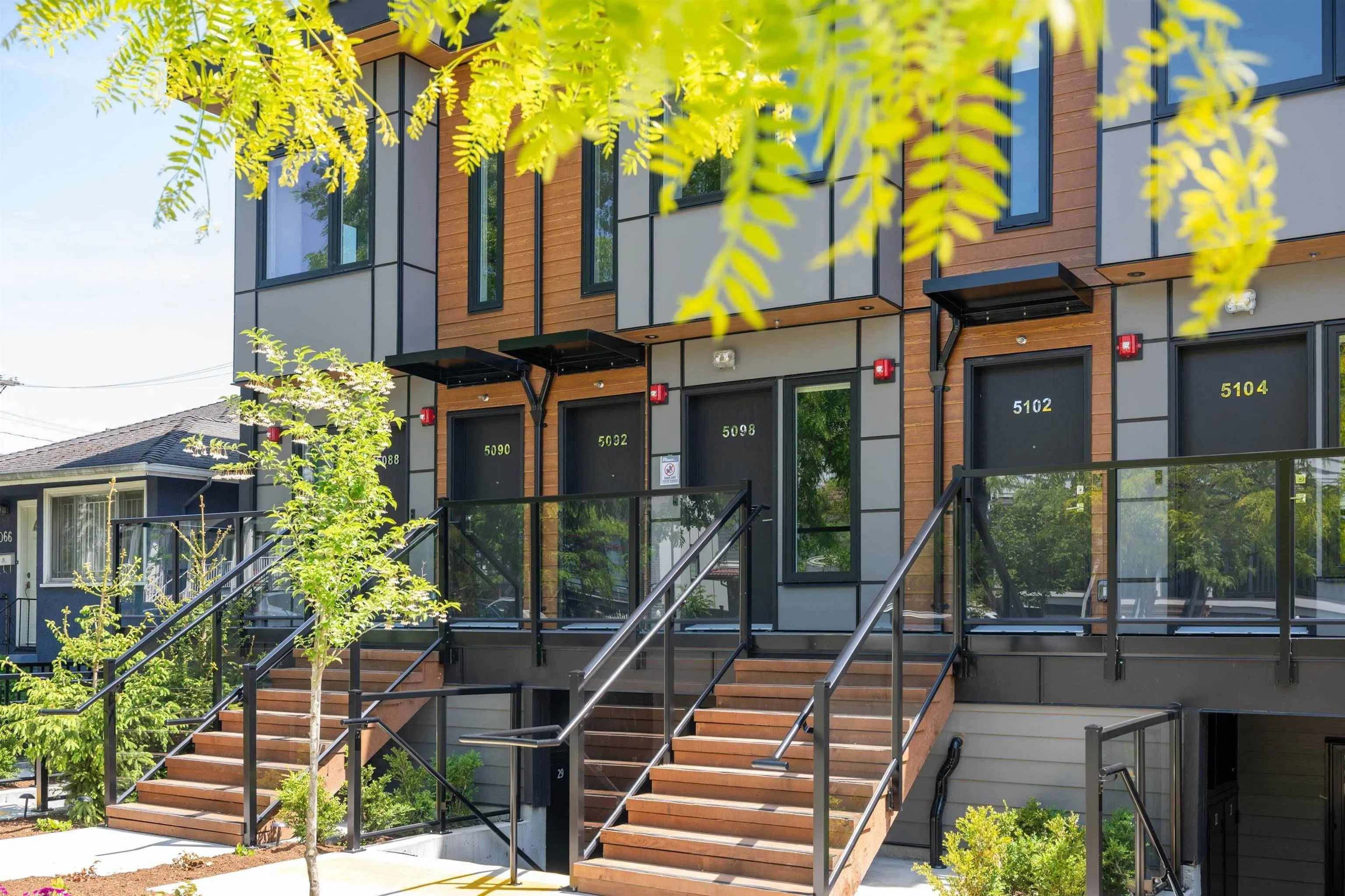 5102 Chambers Street