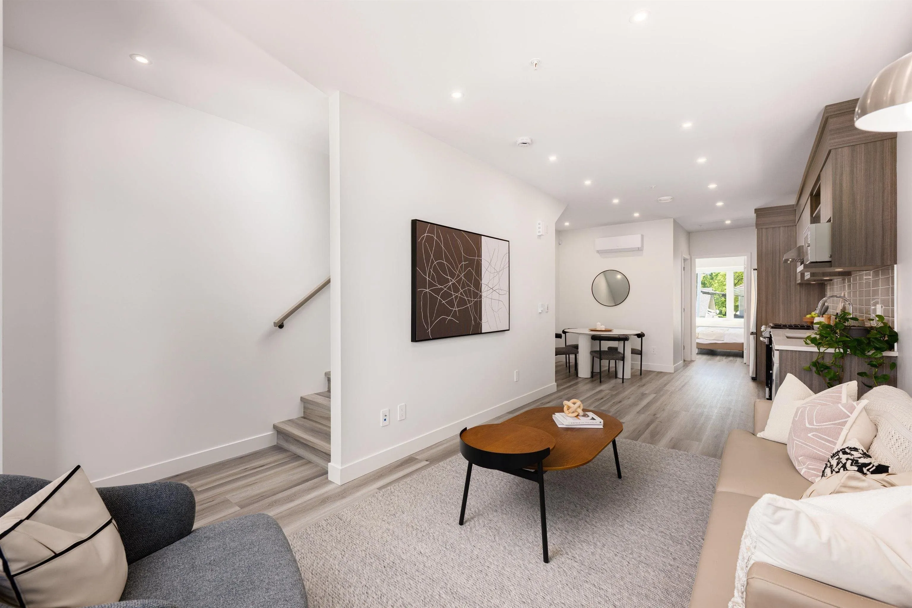 5102 Chambers Street