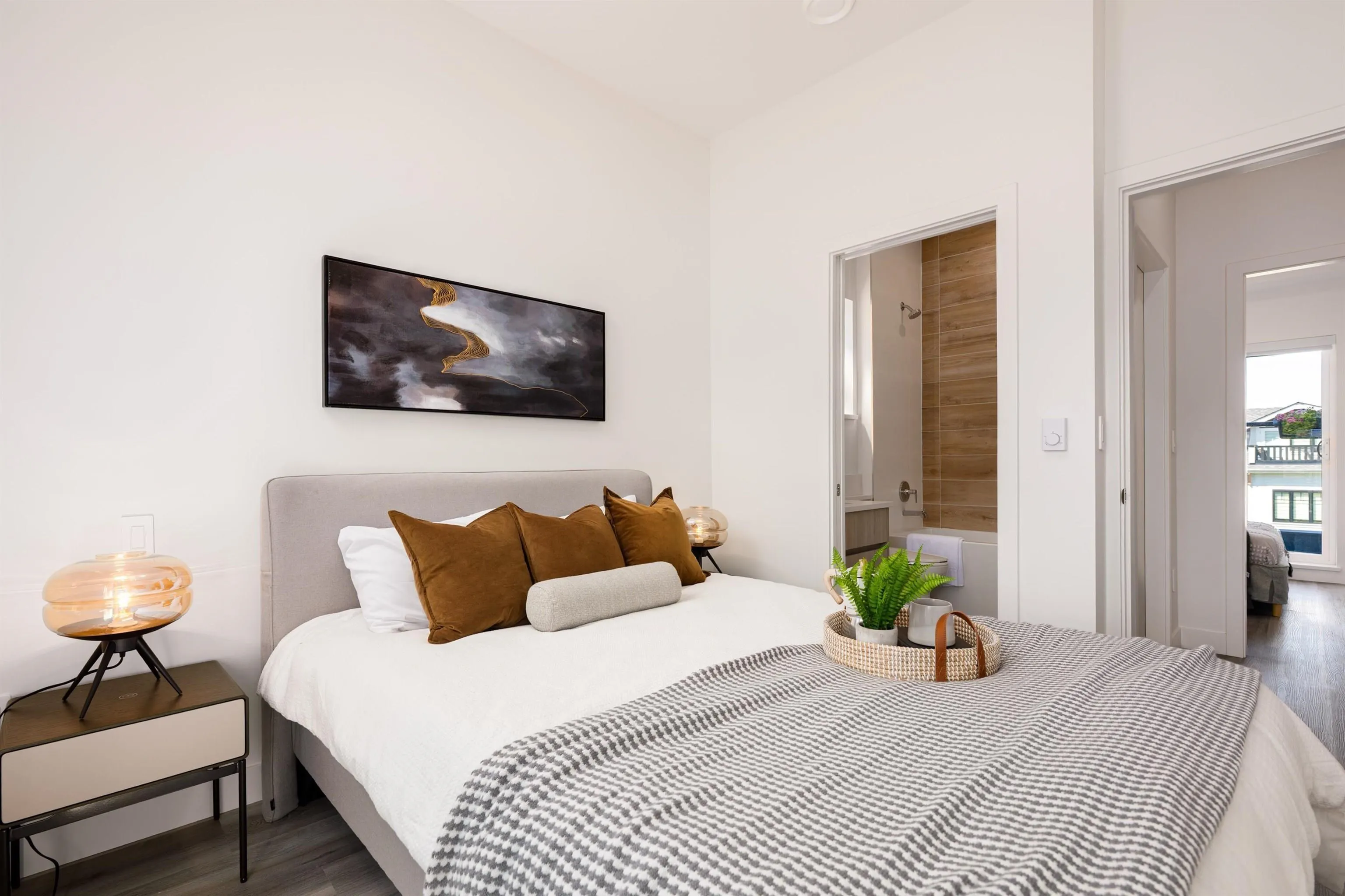 5102 Chambers Street