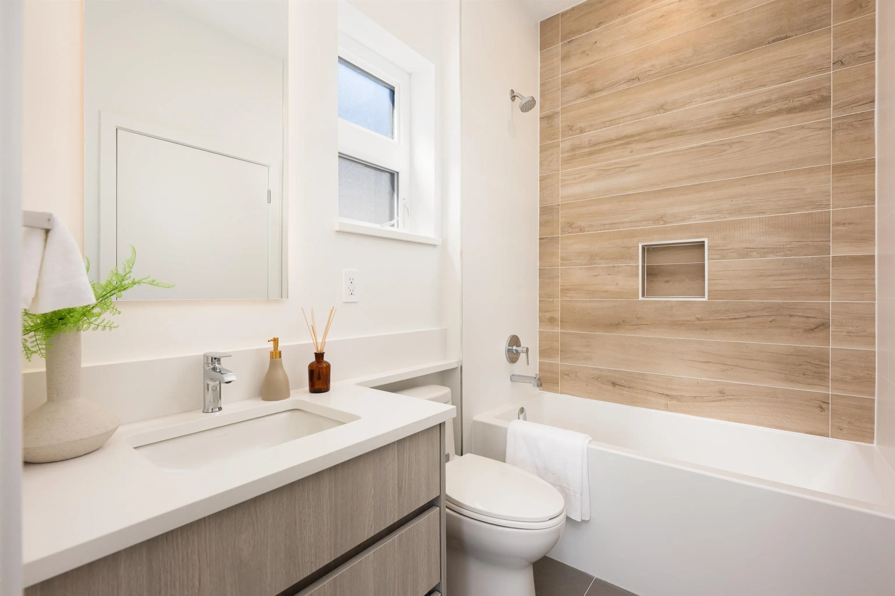 5102 Chambers Street