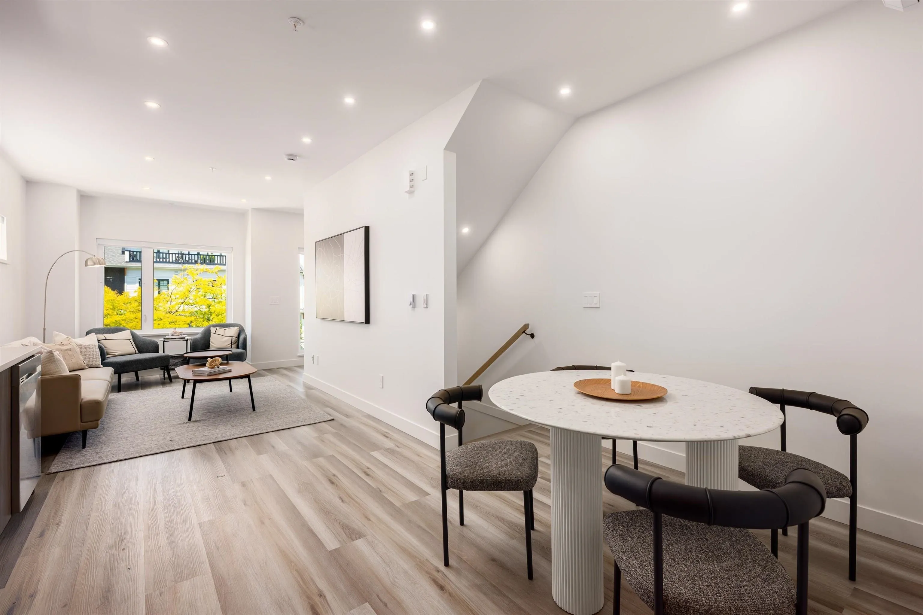 5102 Chambers Street