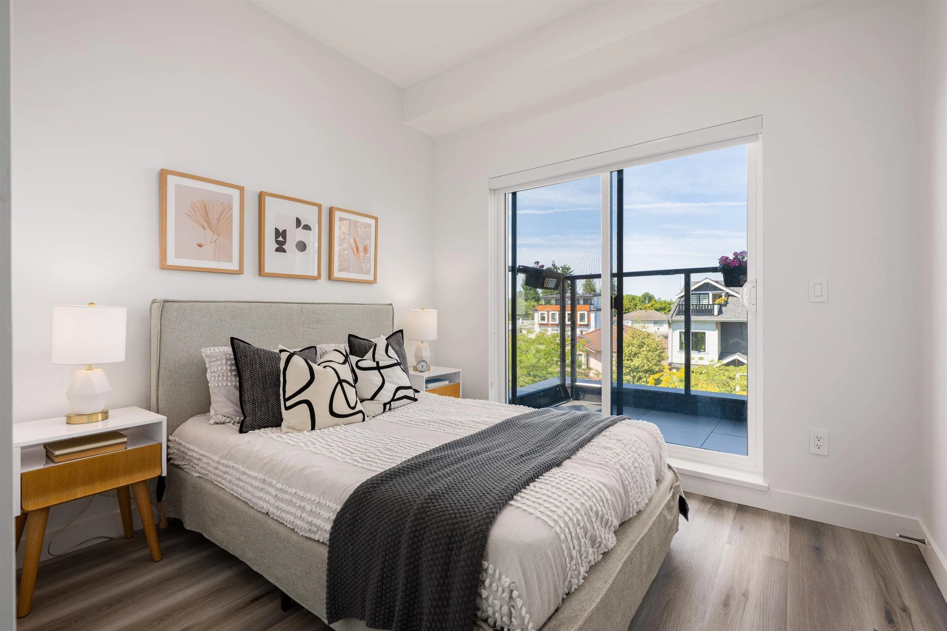 5102 Chambers Street