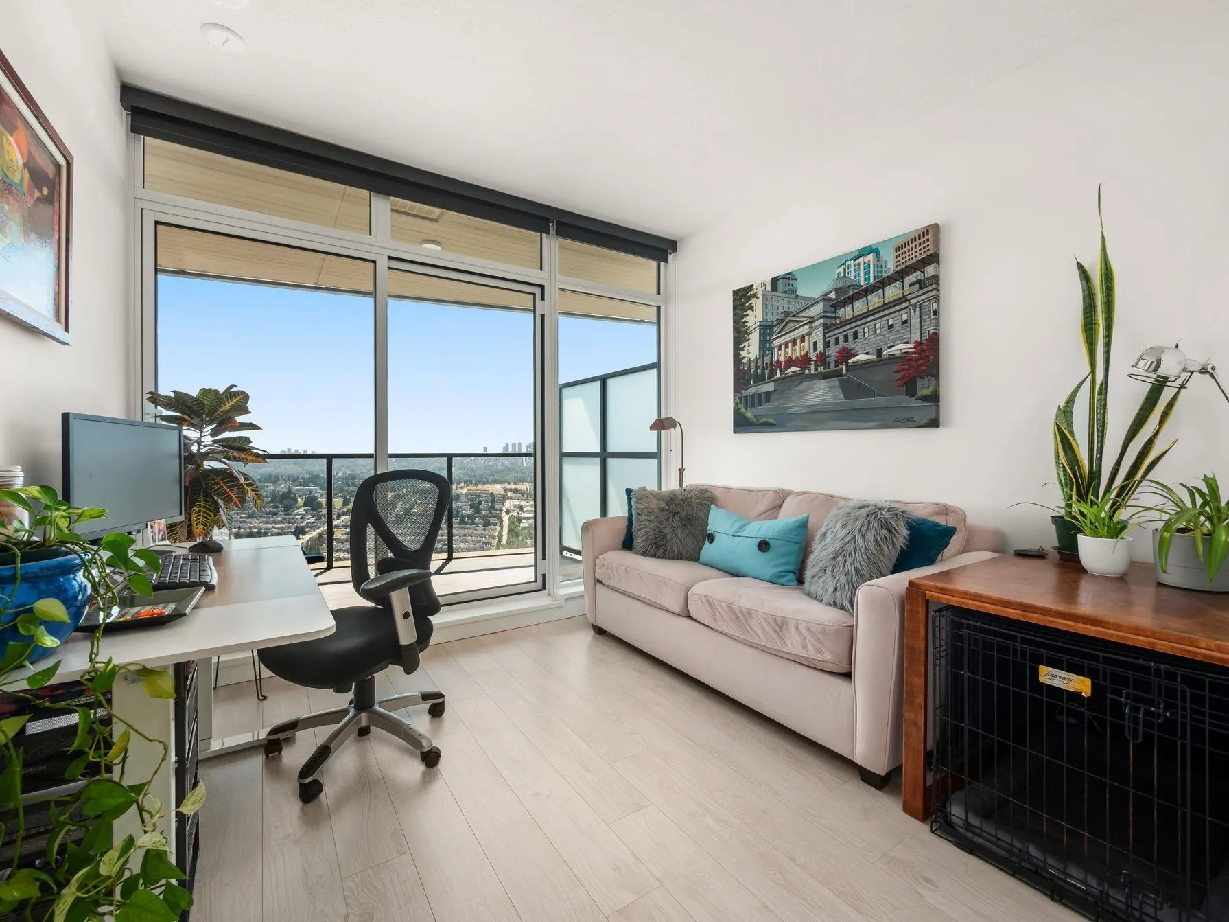 5306 4880 Lougheed Highway