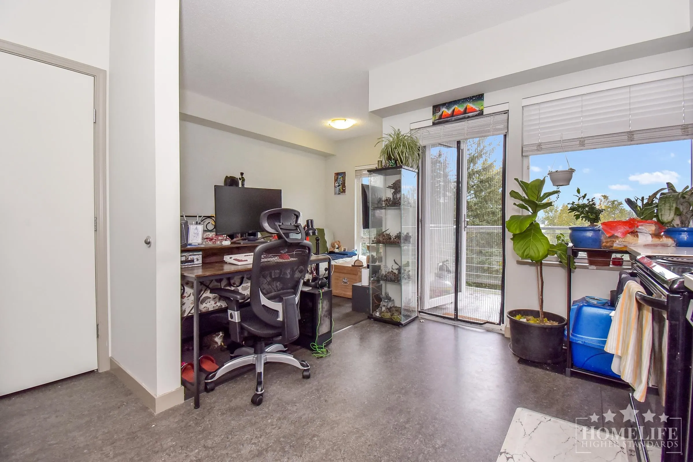 606 13969 100 Avenue