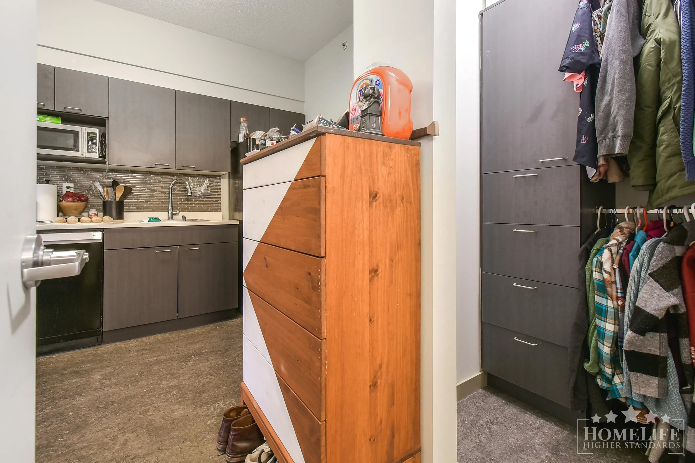 606 13969 100 Avenue