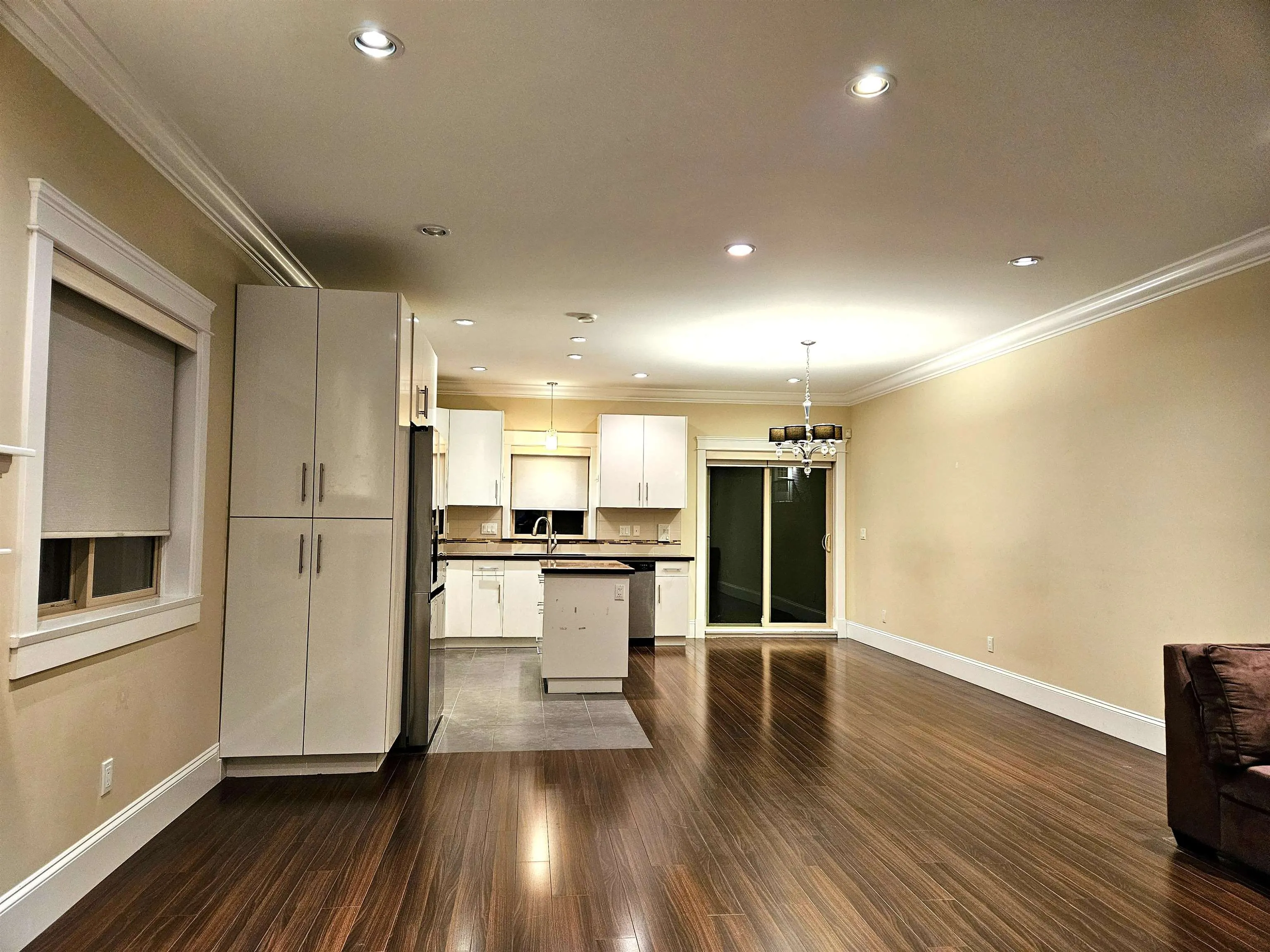 6973 Dunblane Avenue