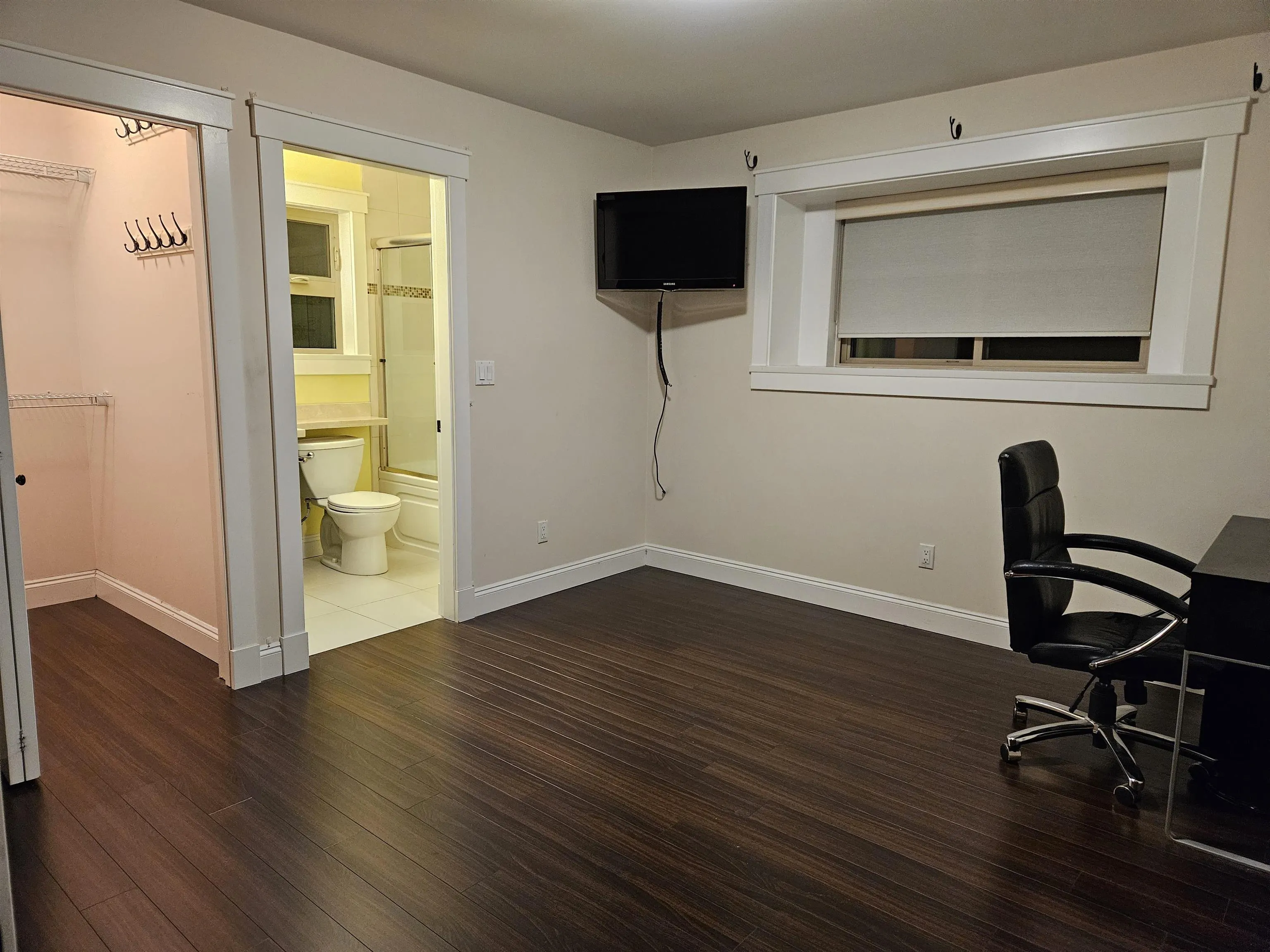 6973 Dunblane Avenue