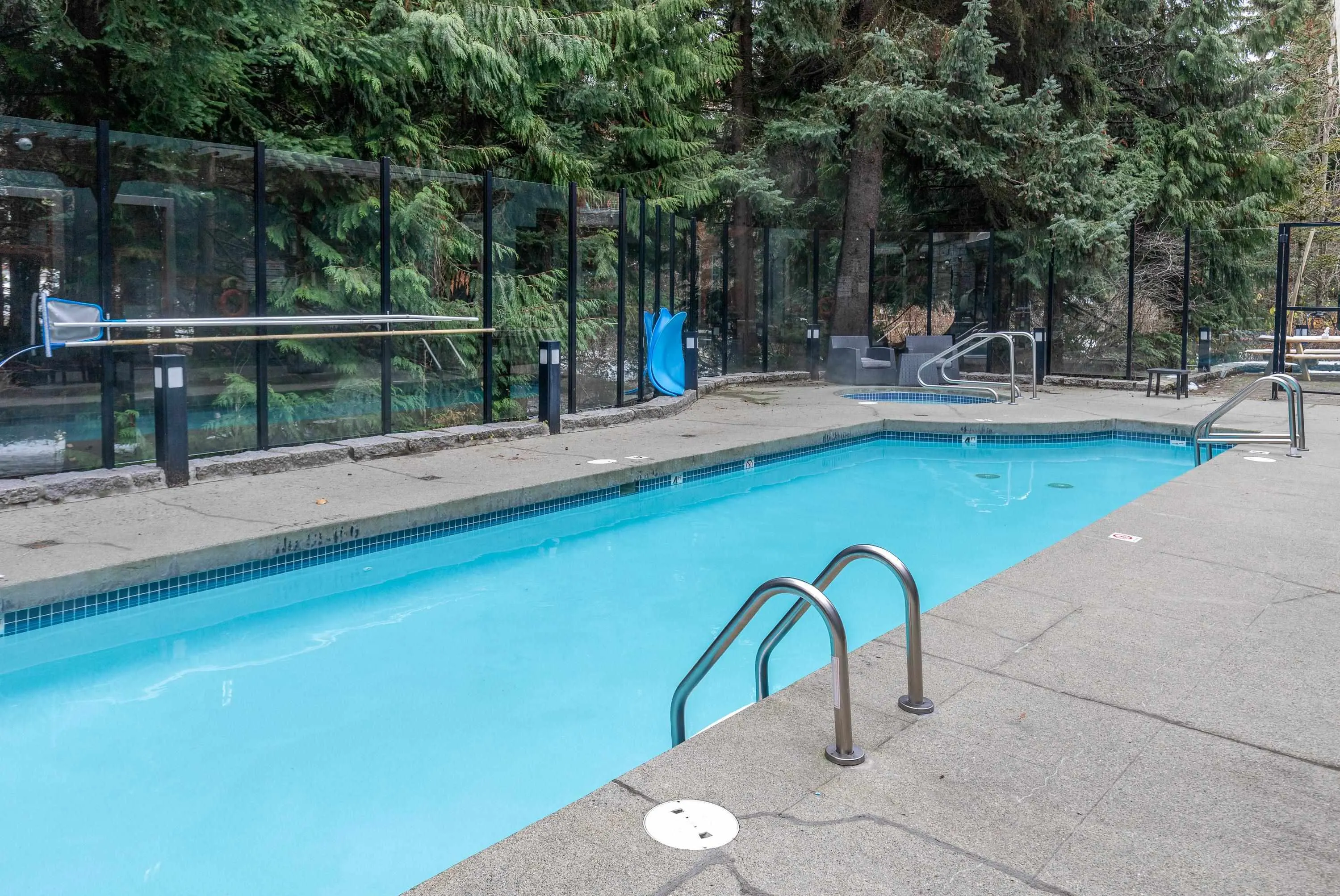 419 4369 Main Street