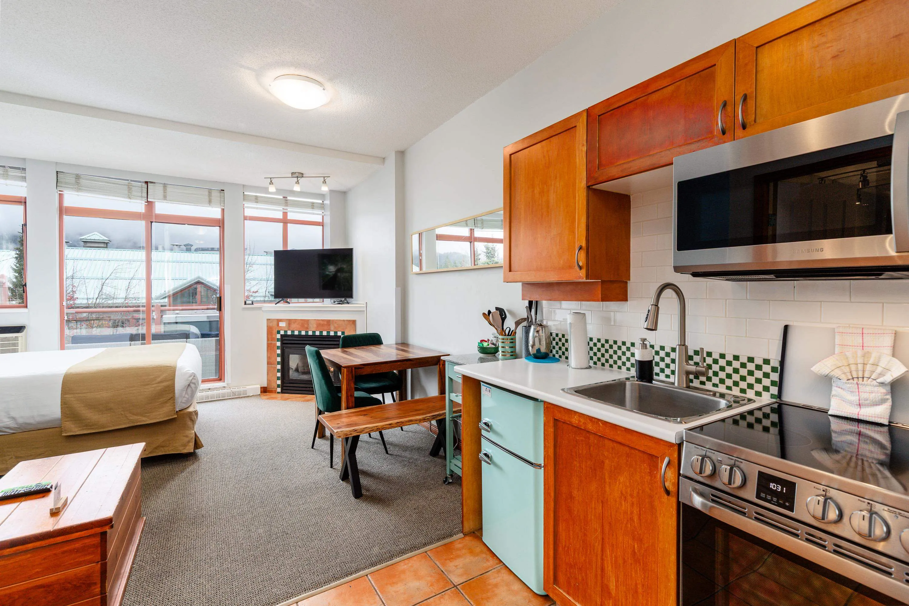 419 4369 Main Street