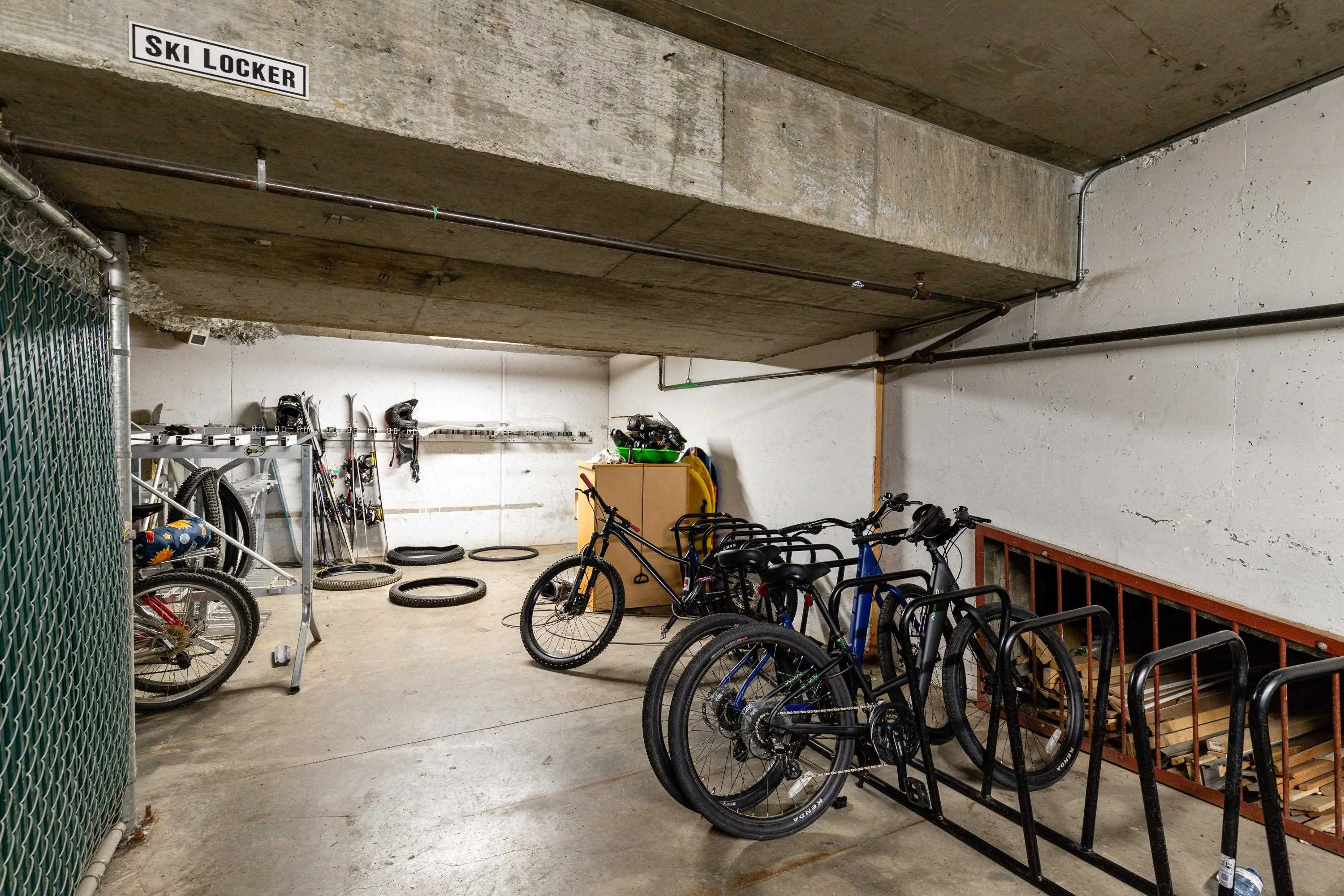 419 4369 Main Street