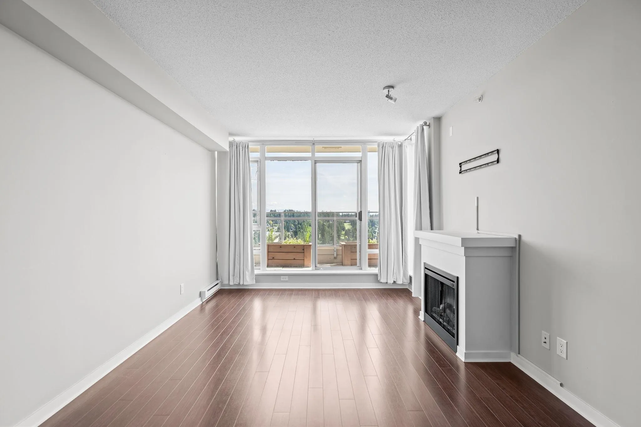 3606 9888 Cameron Street