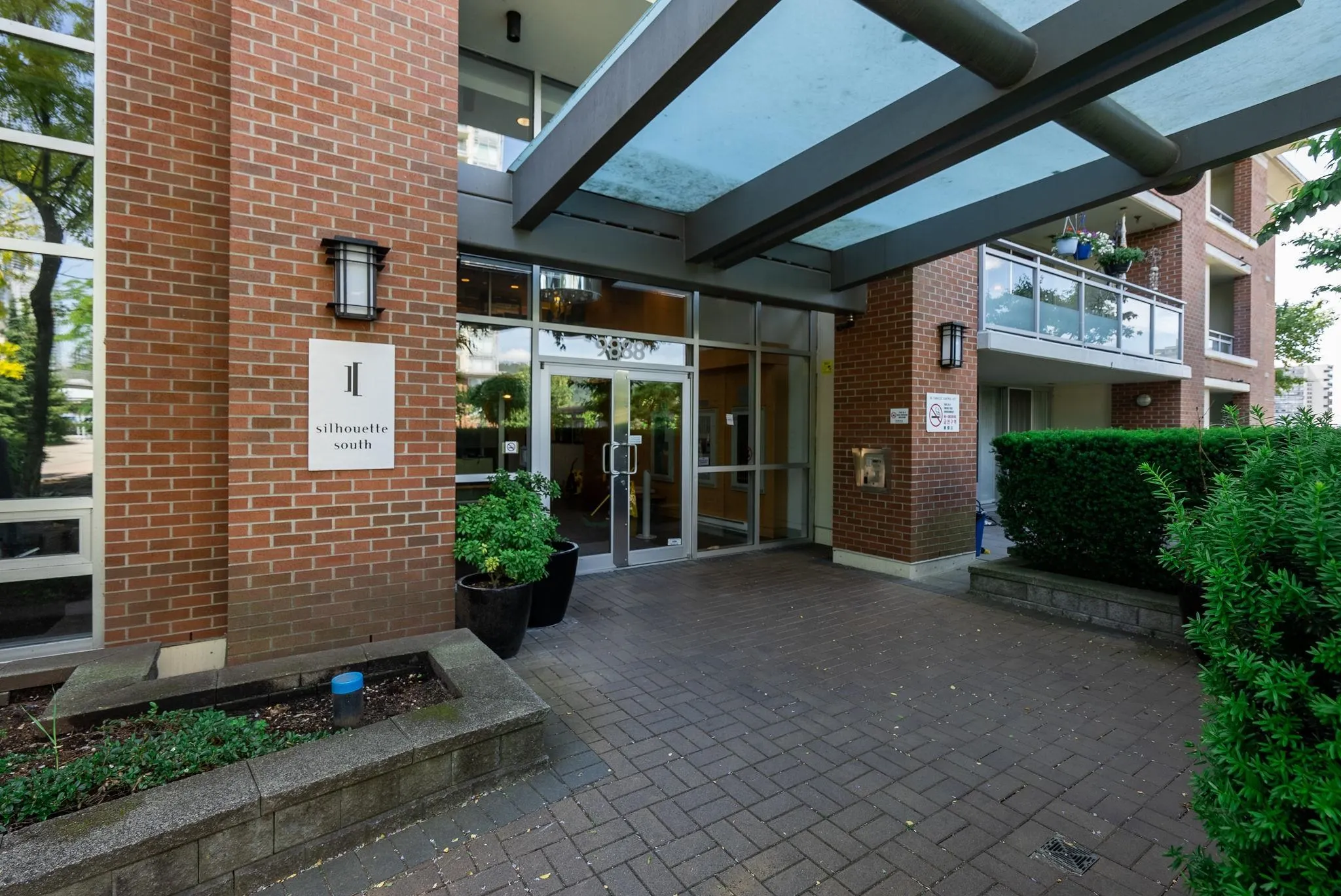 3606 9888 Cameron Street