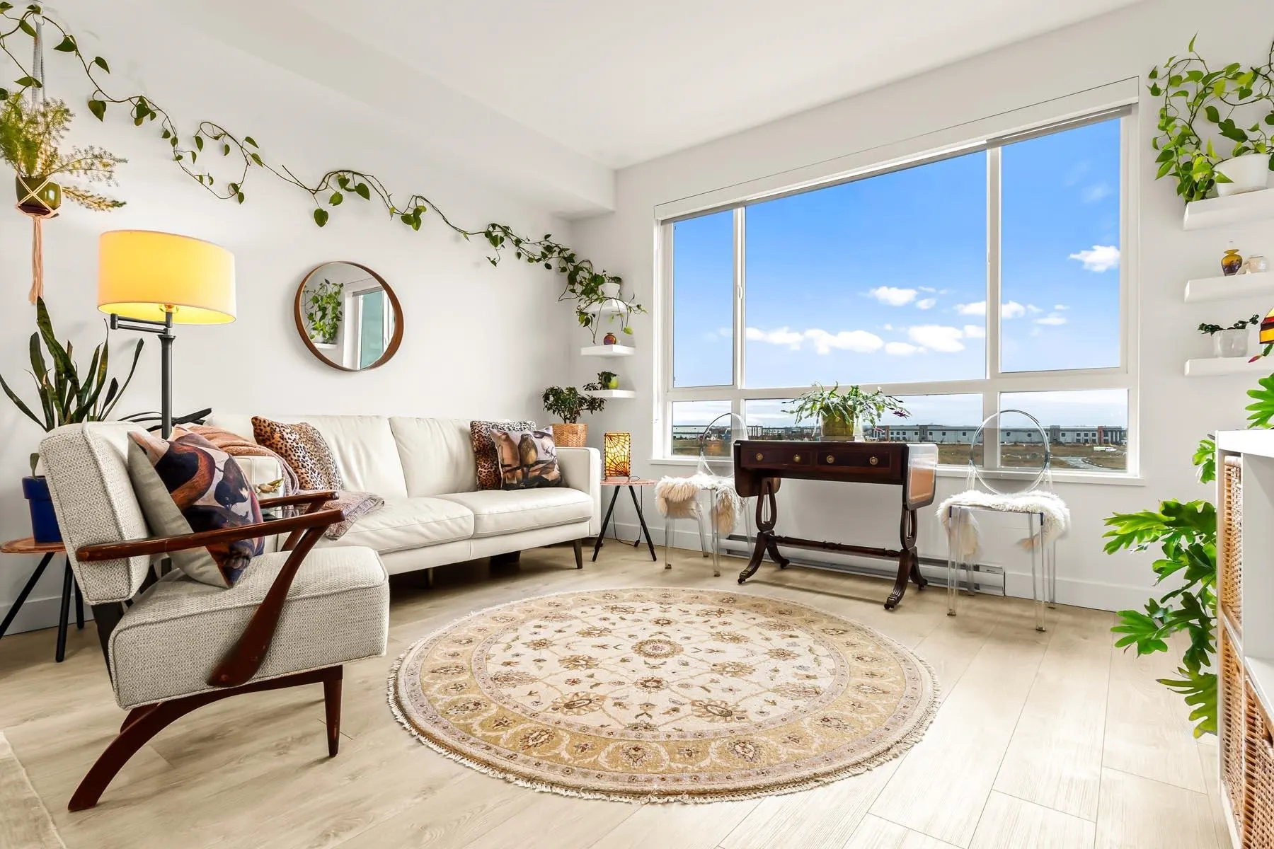 328 2499 Rabbit Drive