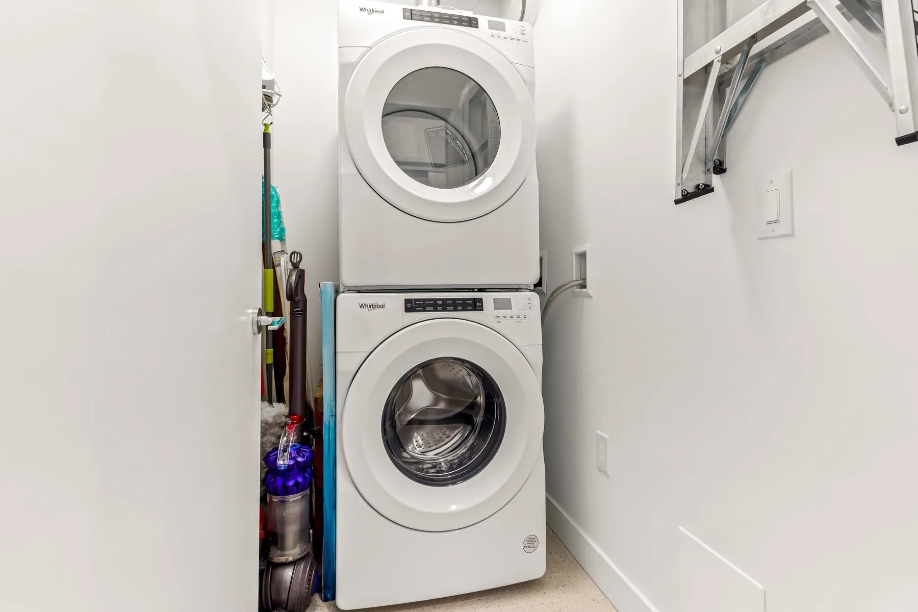 328 2499 Rabbit Drive