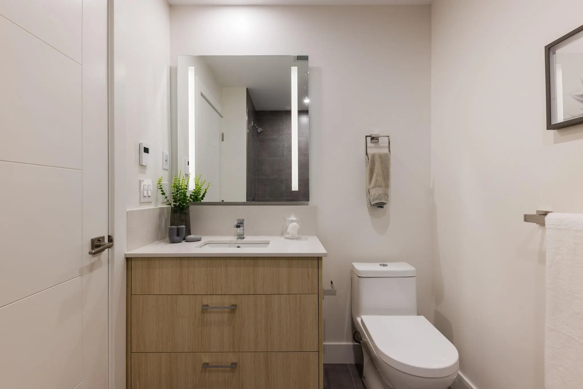 311 342 Mountain Highway