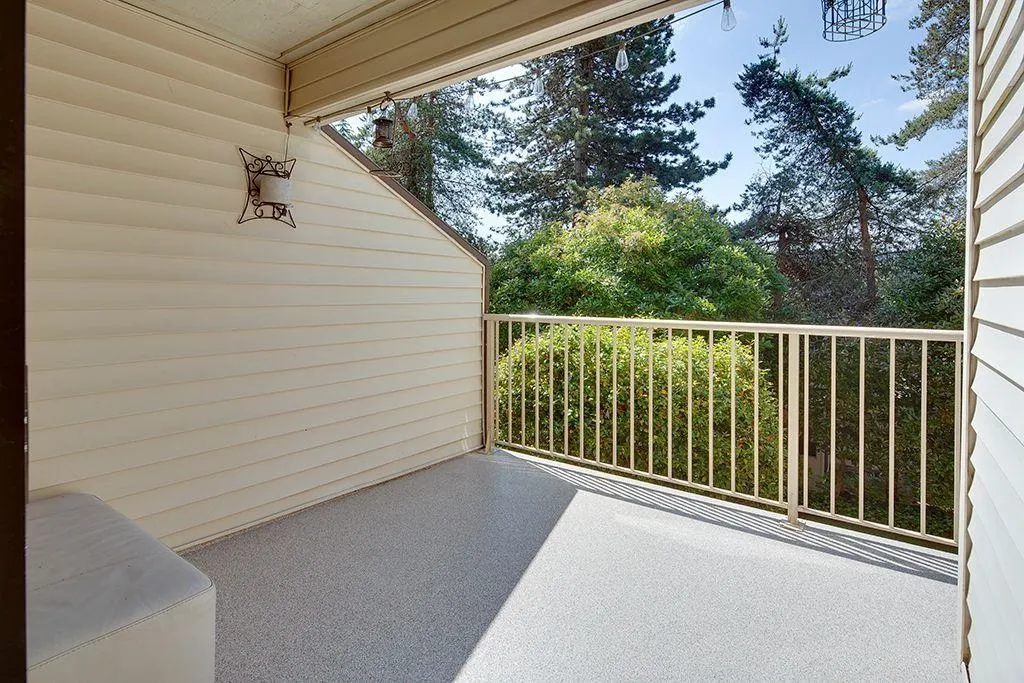 208 1220 Falcon Drive