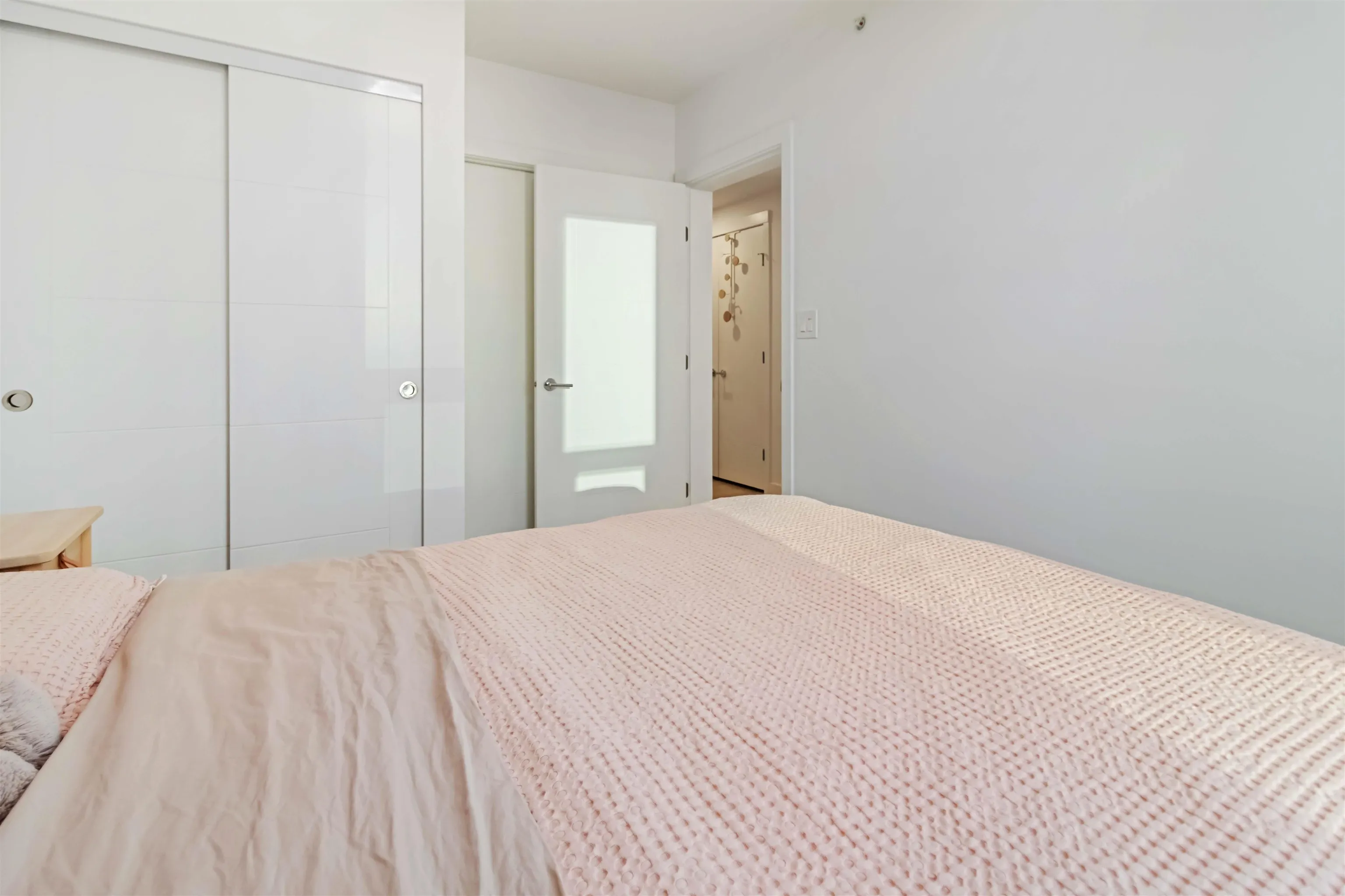 1204 823 Carnarvon Street