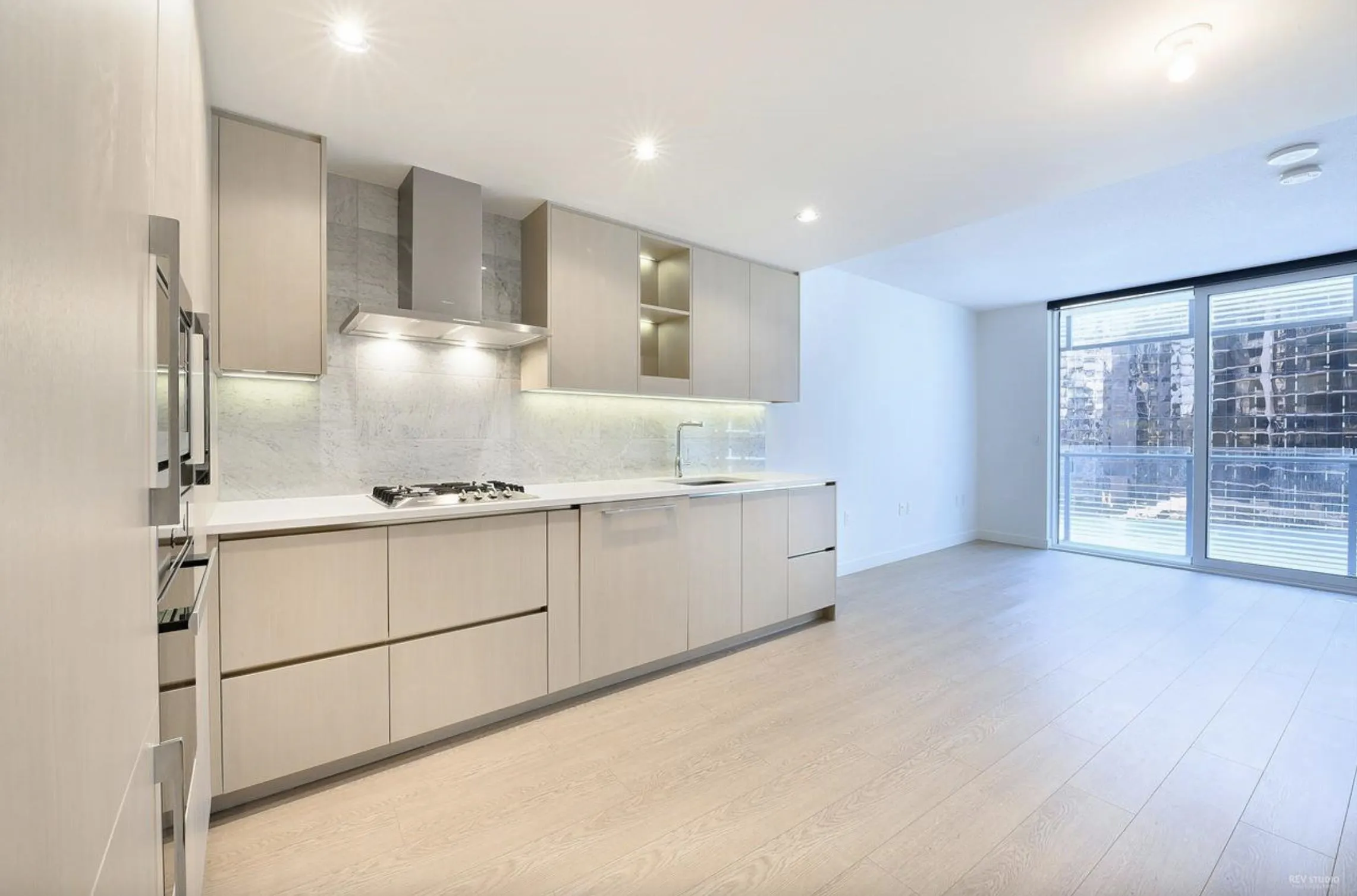 707 89 Nelson Street