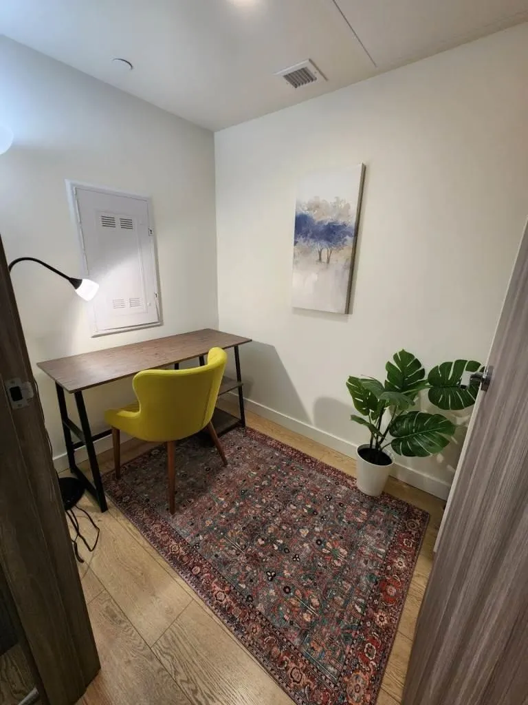 707 89 Nelson Street