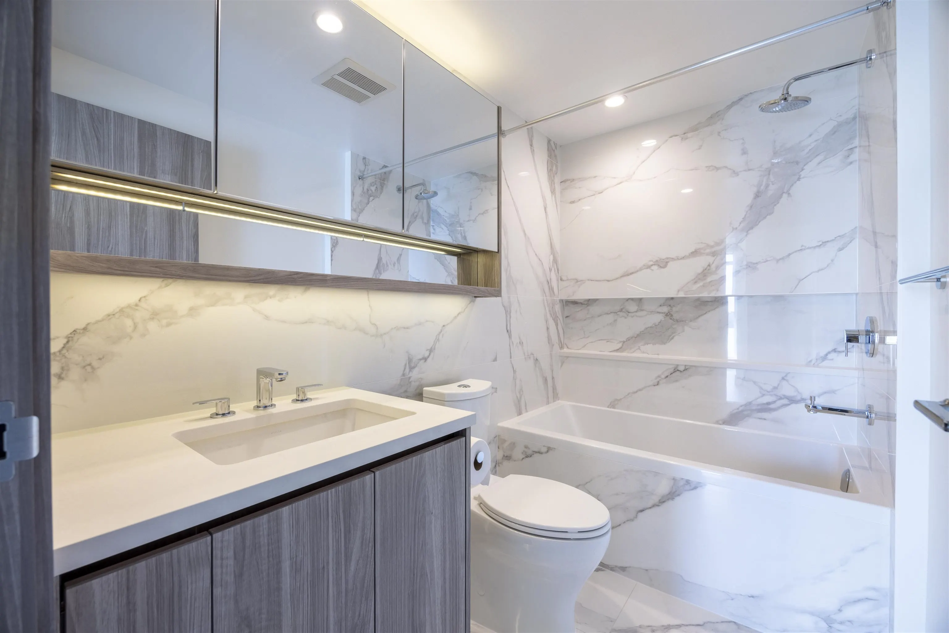 3107 13768 100 Avenue