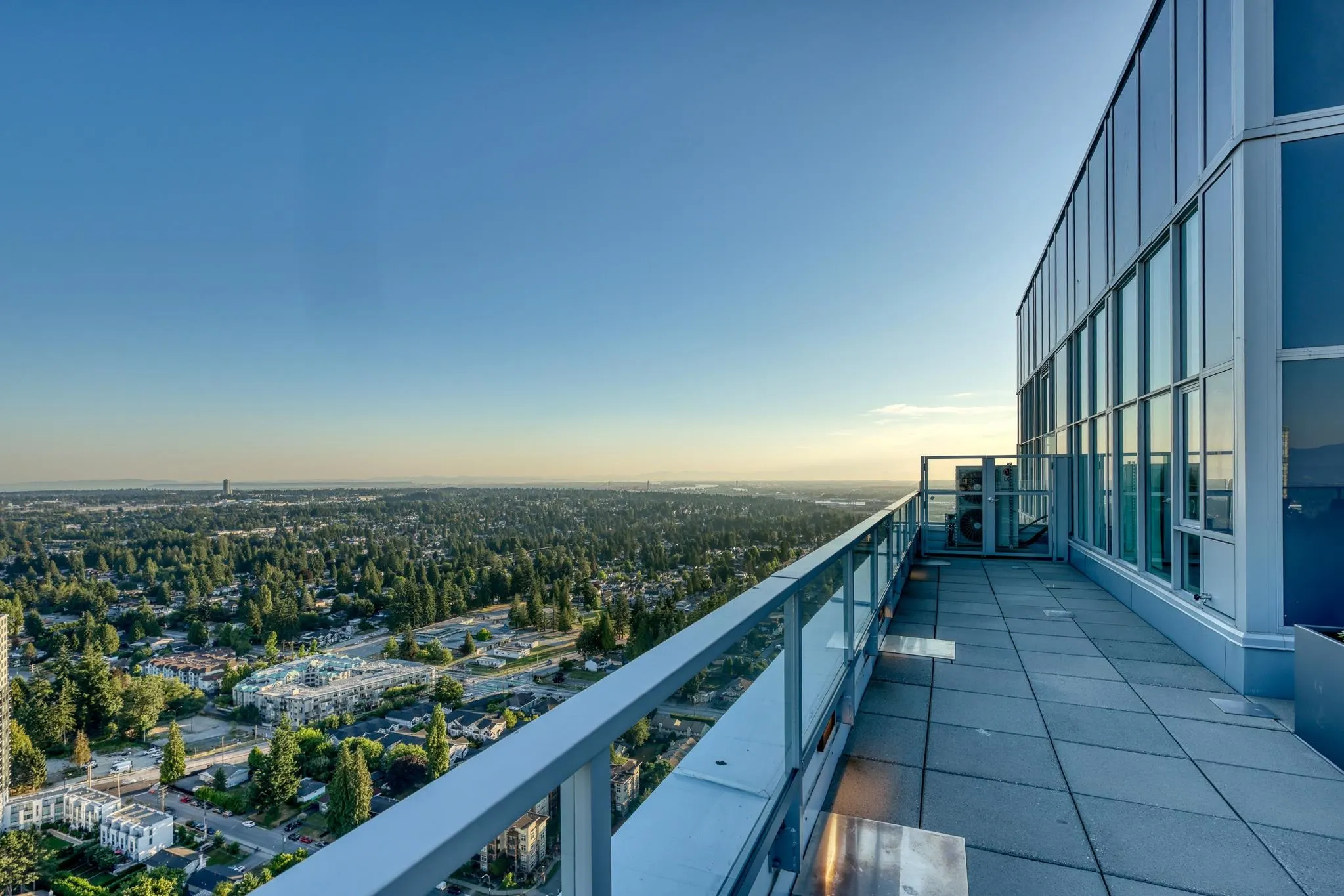 1212 13350 Central Avenue