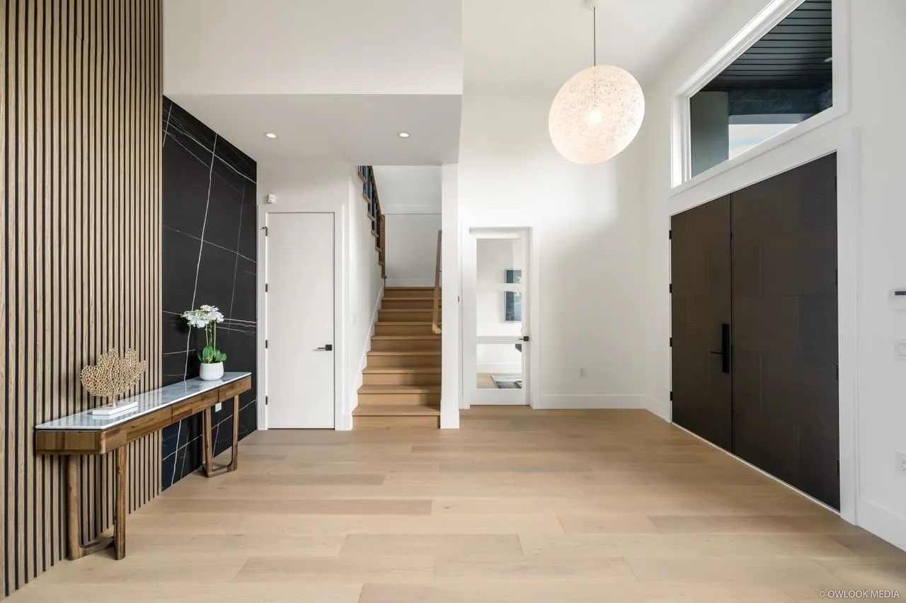 10791 Ashcroft Avenue