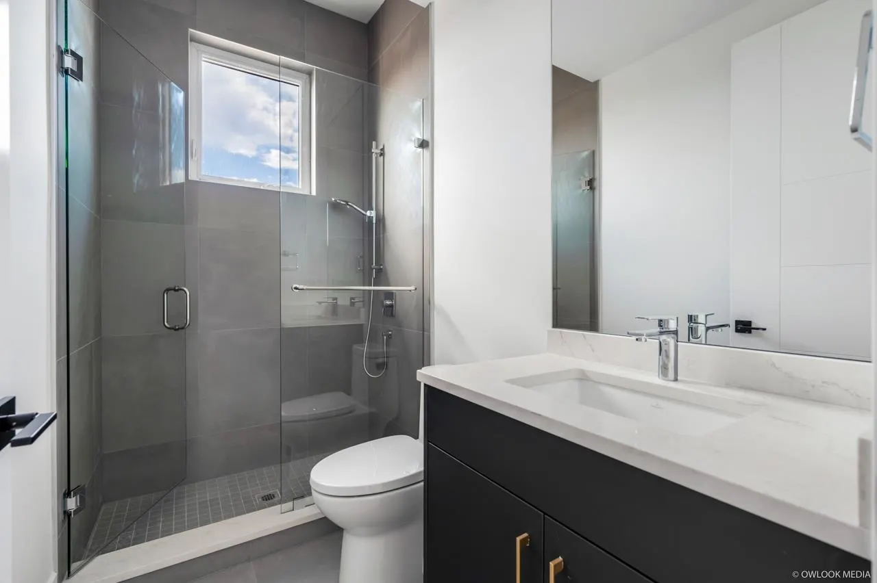 10791 Ashcroft Avenue