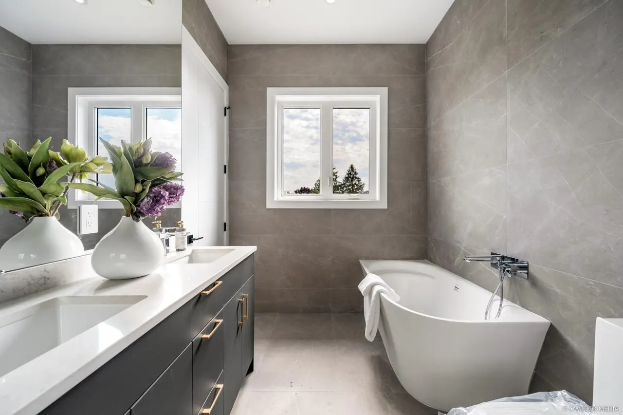 10791 Ashcroft Avenue