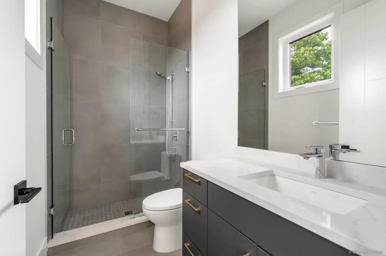 10791 Ashcroft Avenue