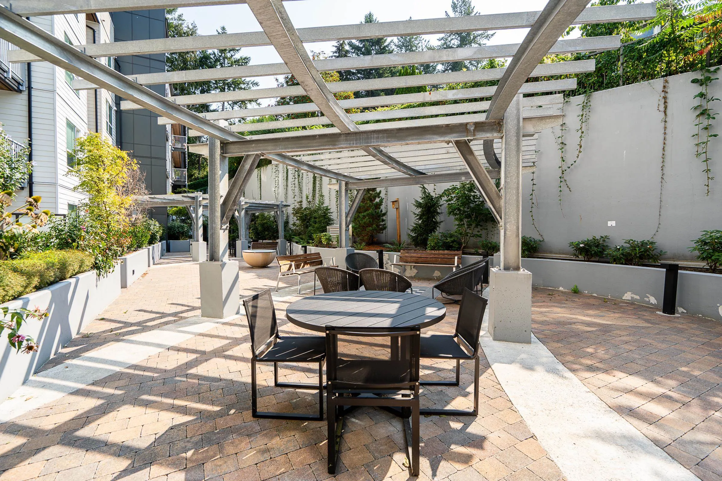 307 3229 St Johns Street