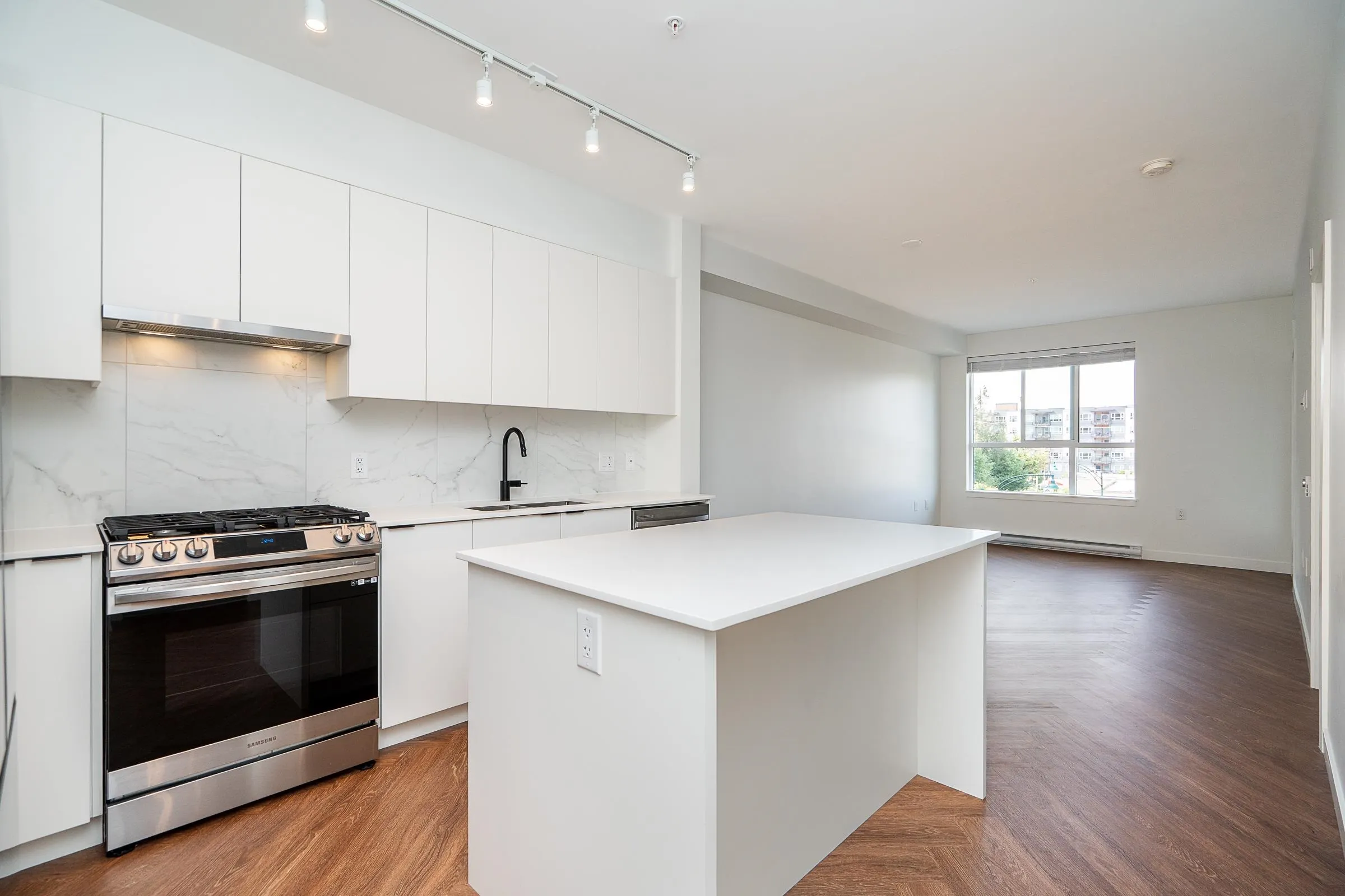 307 3229 St Johns Street