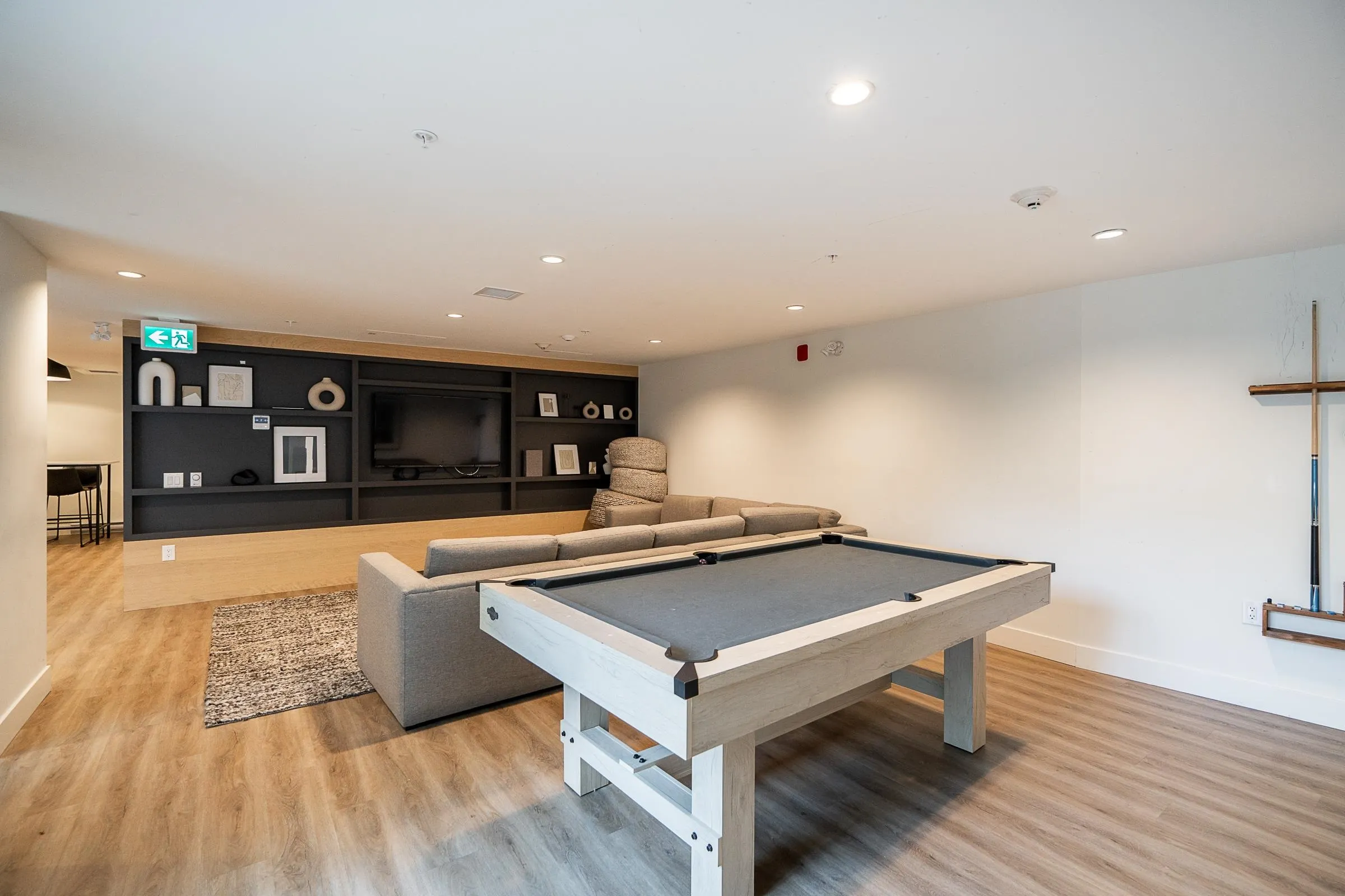 307 3229 St Johns Street