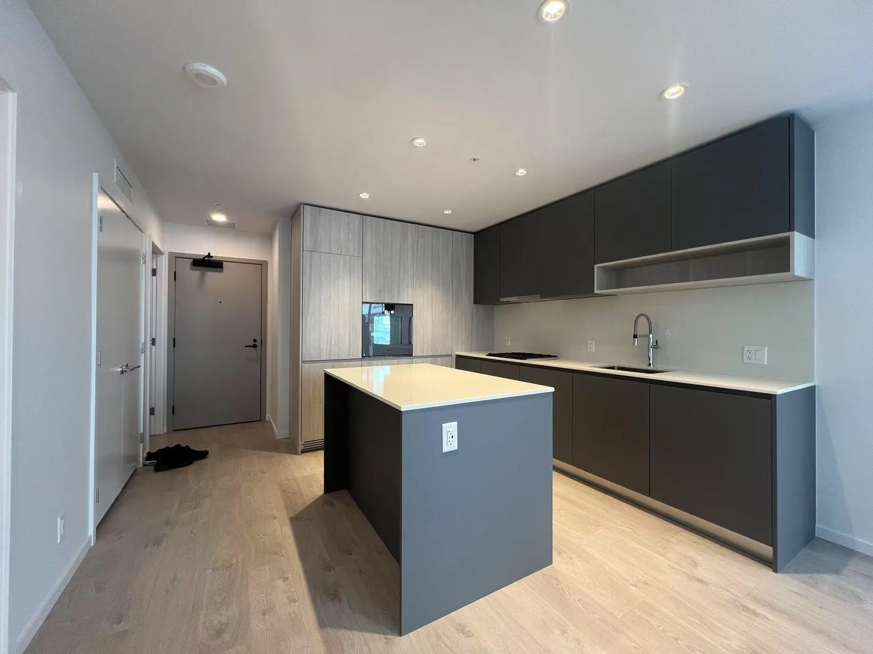 728 6808 Minoru Boulevard