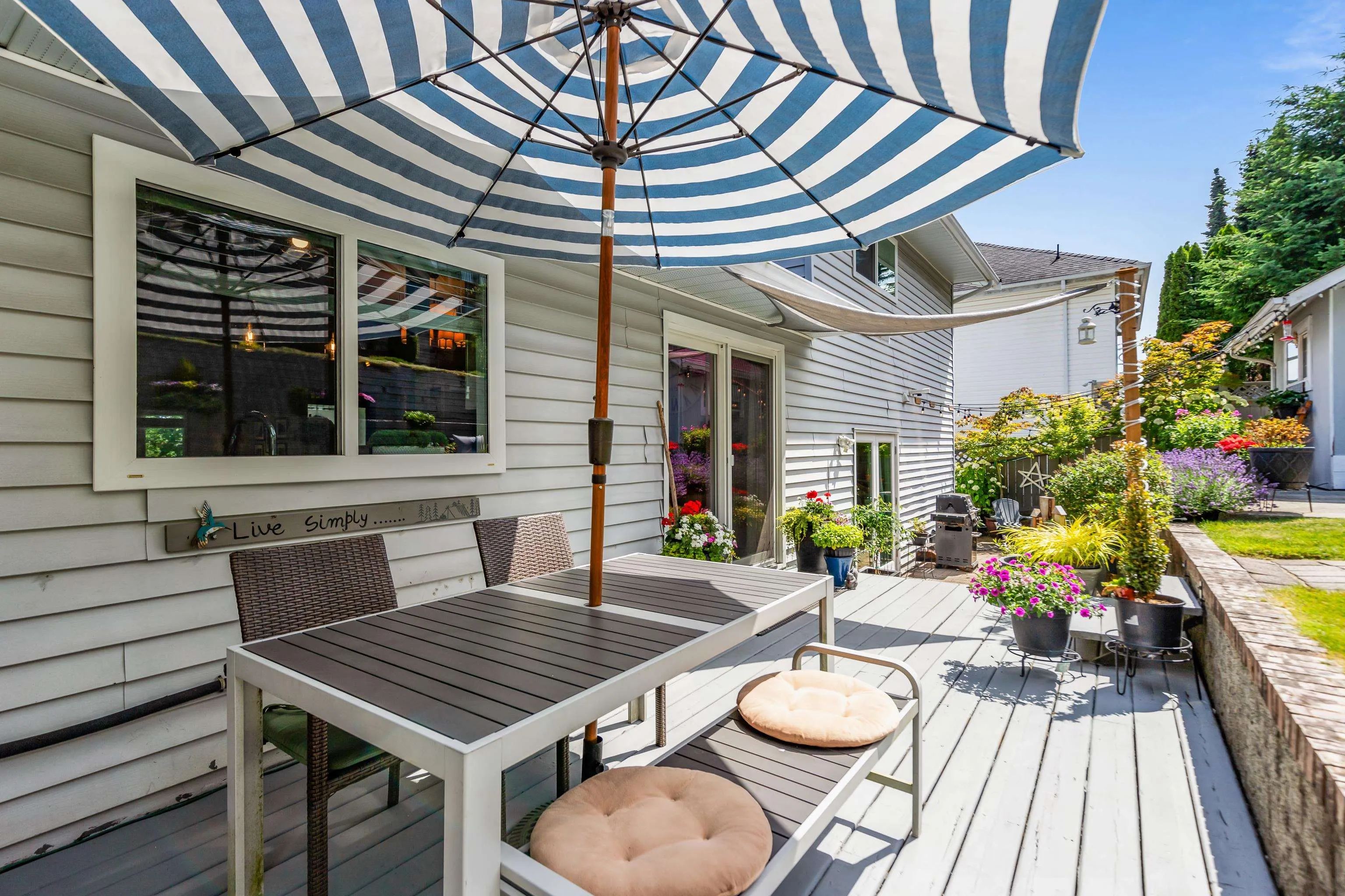 472 Riverview Crescent