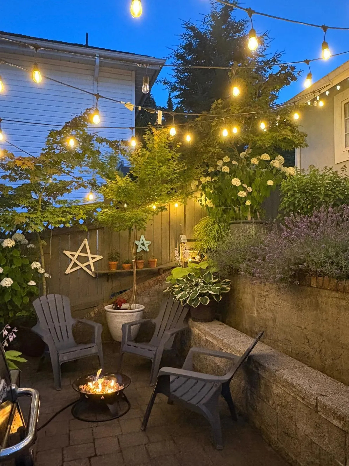 472 Riverview Crescent