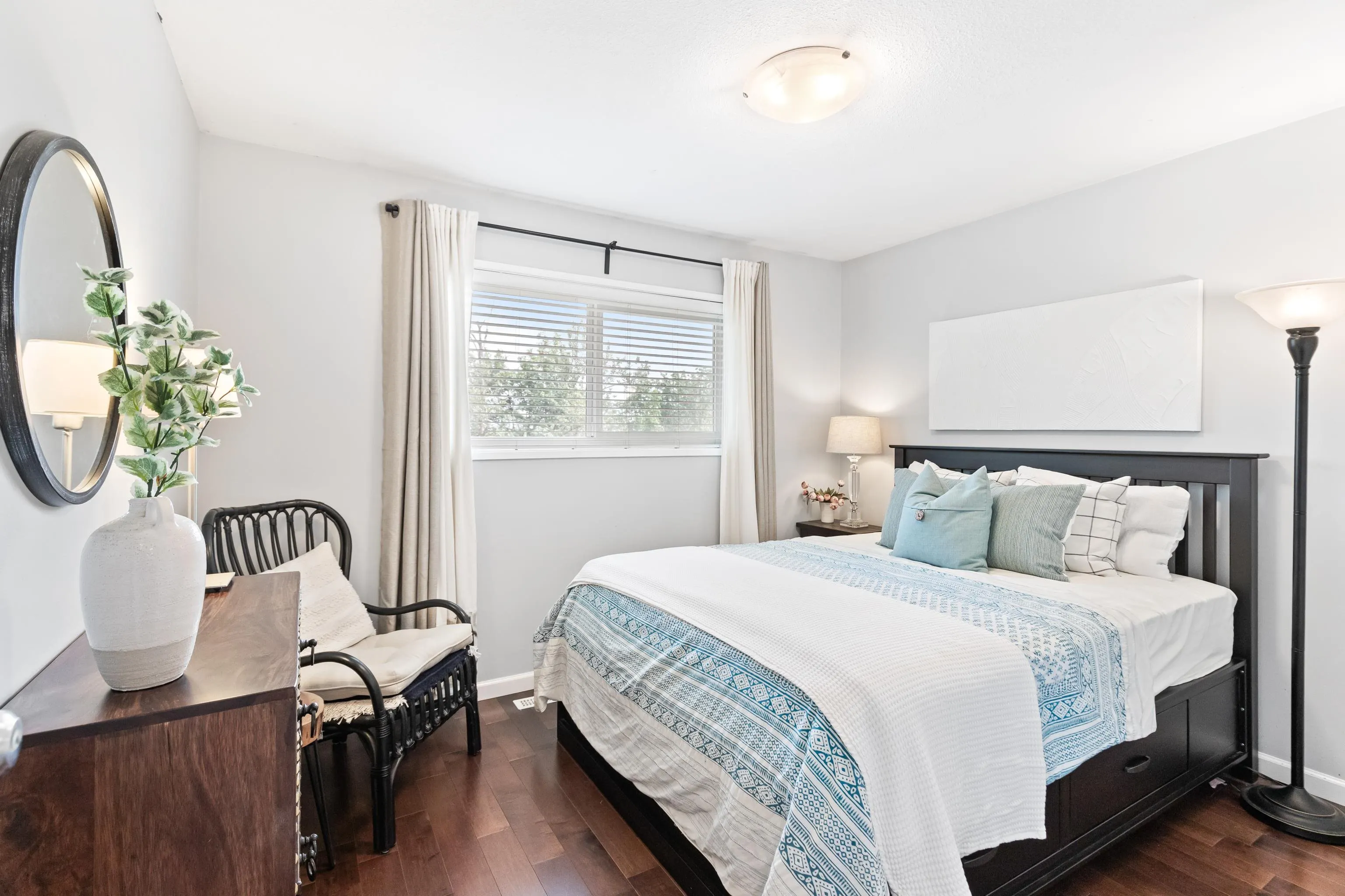 472 Riverview Crescent