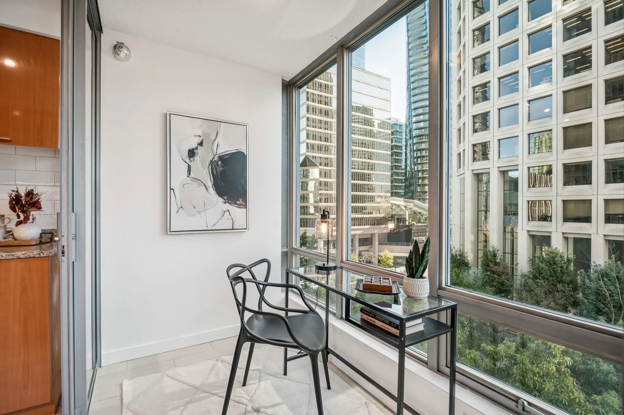 706 1200 W Georgia Street