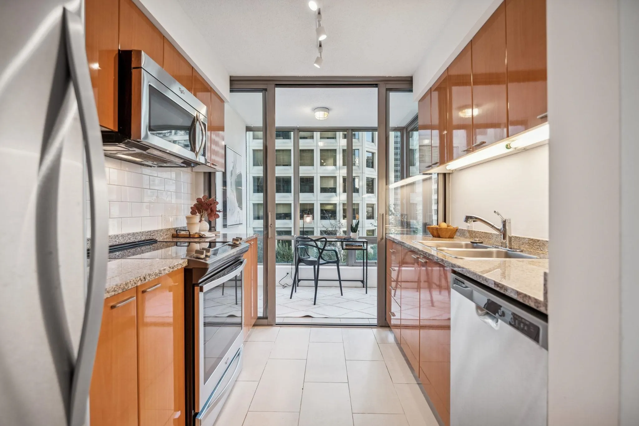 706 1200 W Georgia Street