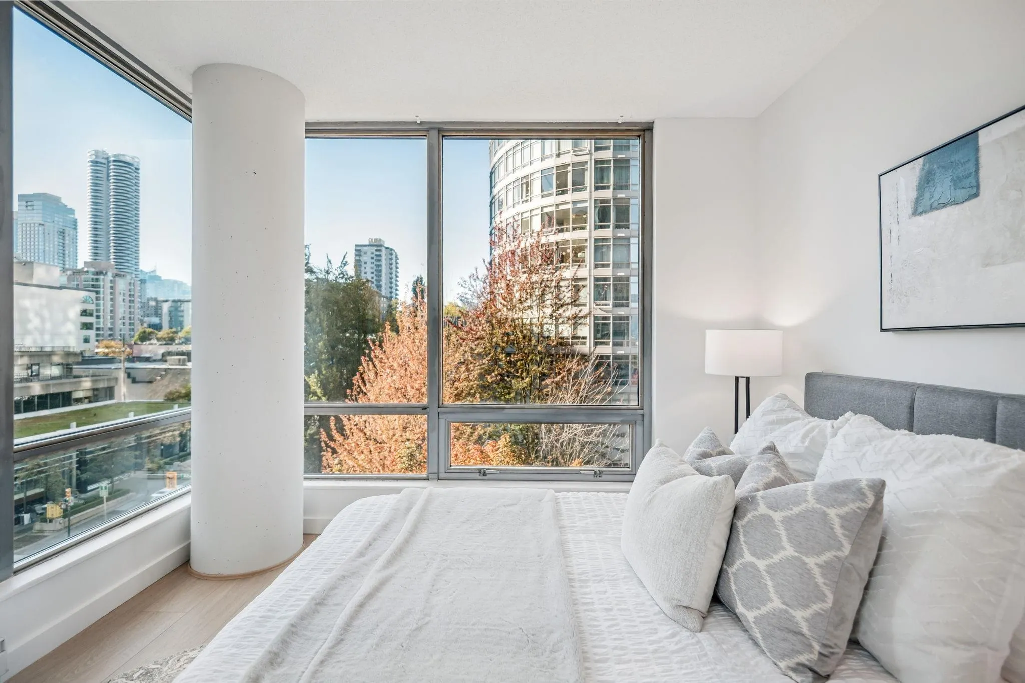 706 1200 W Georgia Street