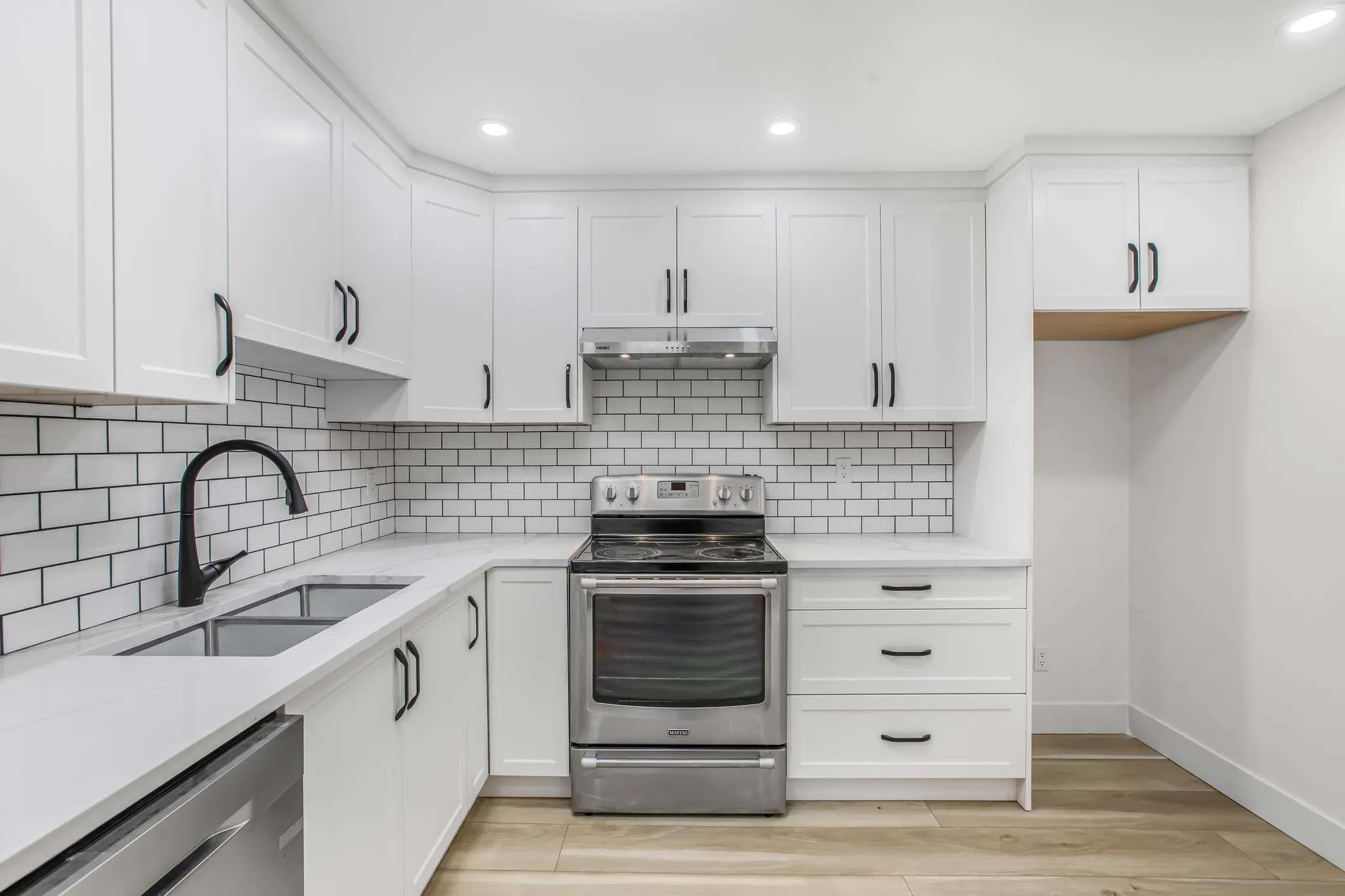 30 32310 Mouat Drive